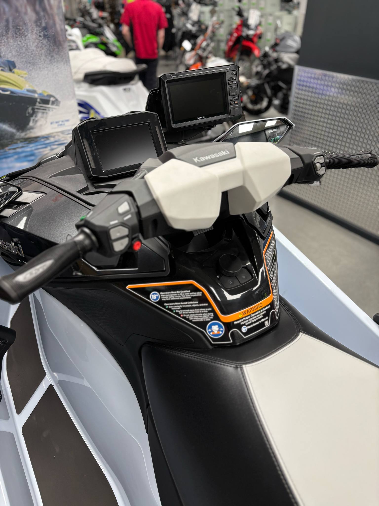 2025 Kawasaki JET SKI ULTRA 160 LX-S ANGLER - Photo 3