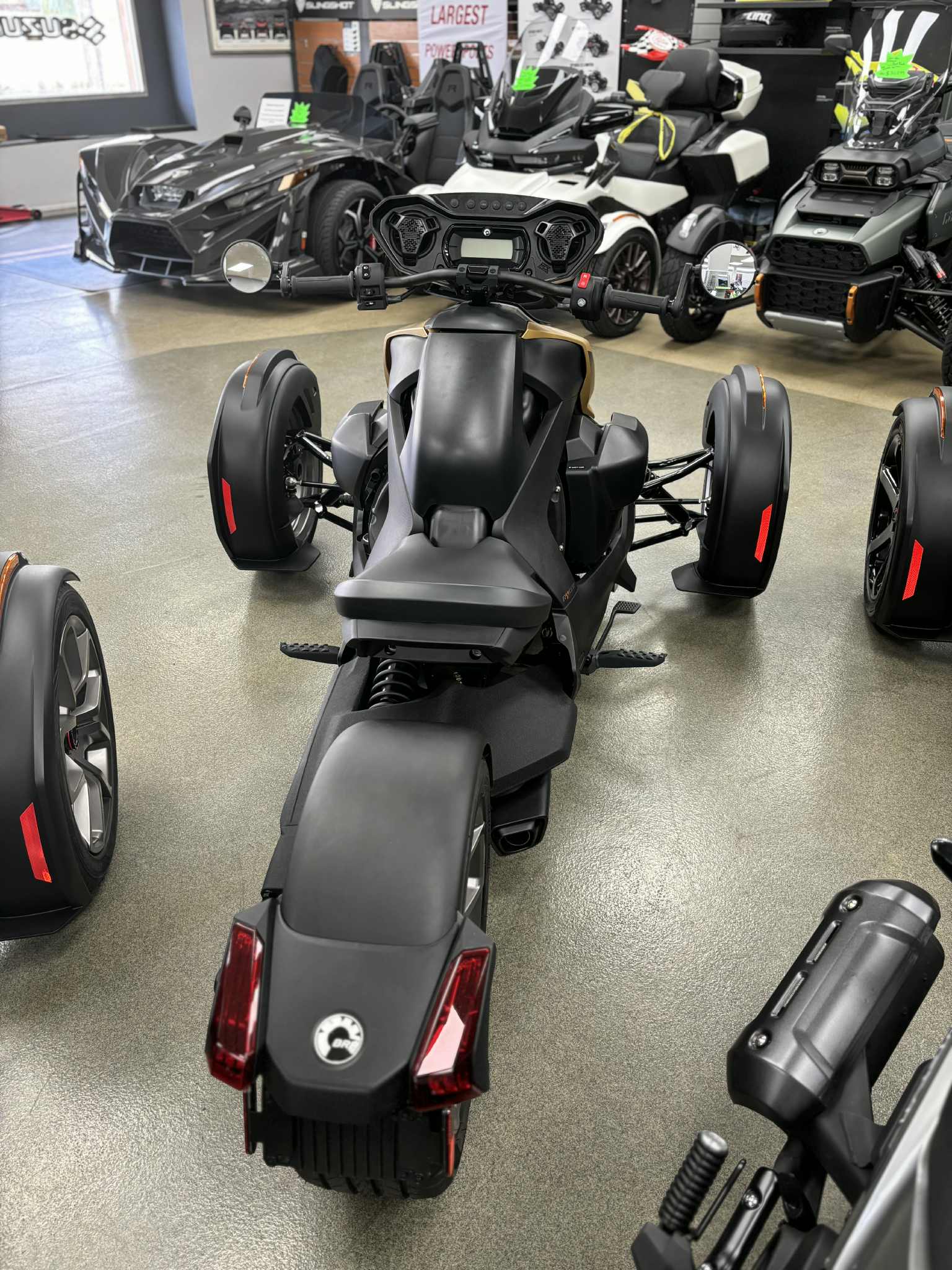 2025 Can-Am RD RYKER 900 CALI - Photo 6
