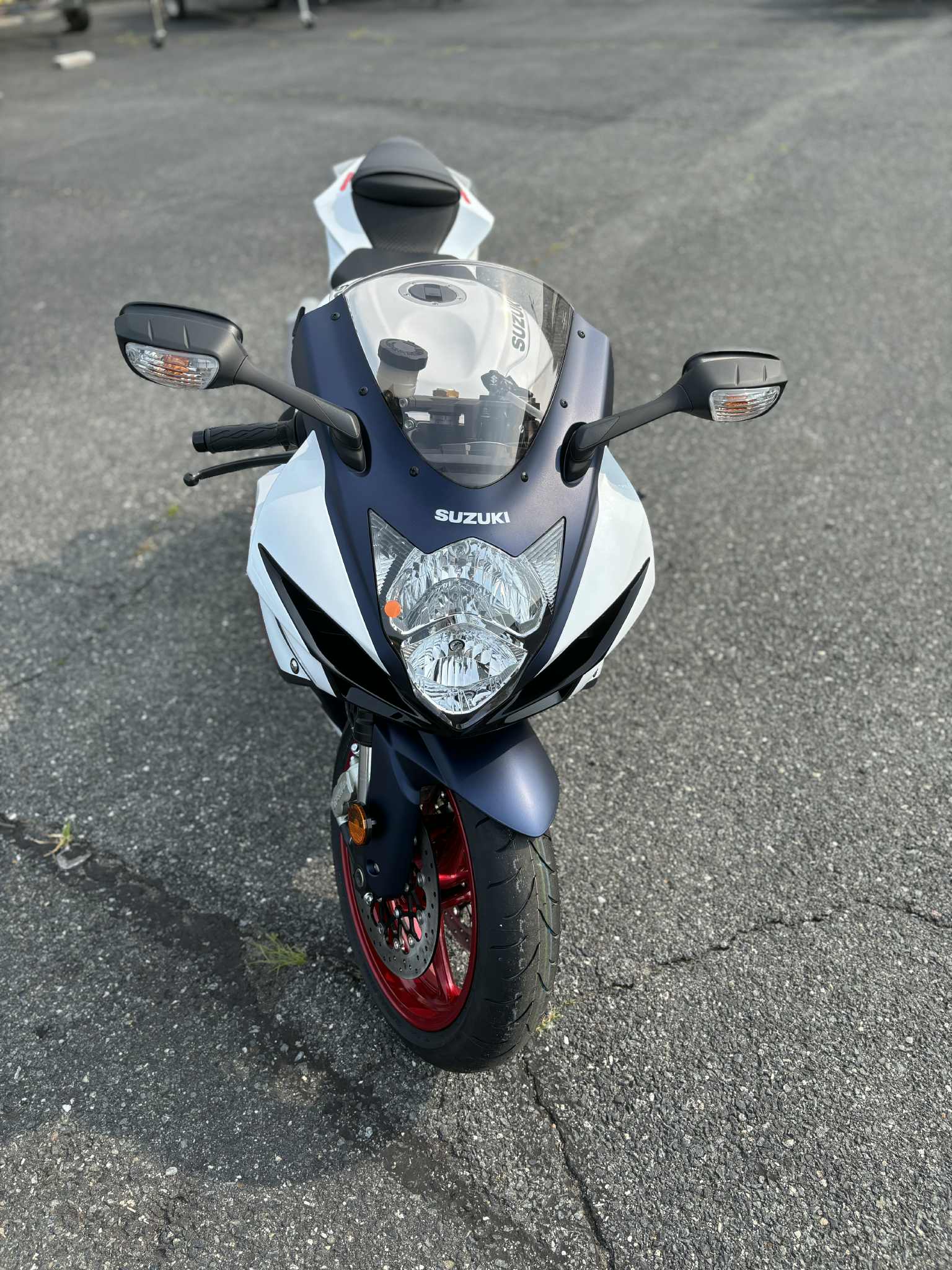 2025 Suzuki GSX-R 600 - Photo 10