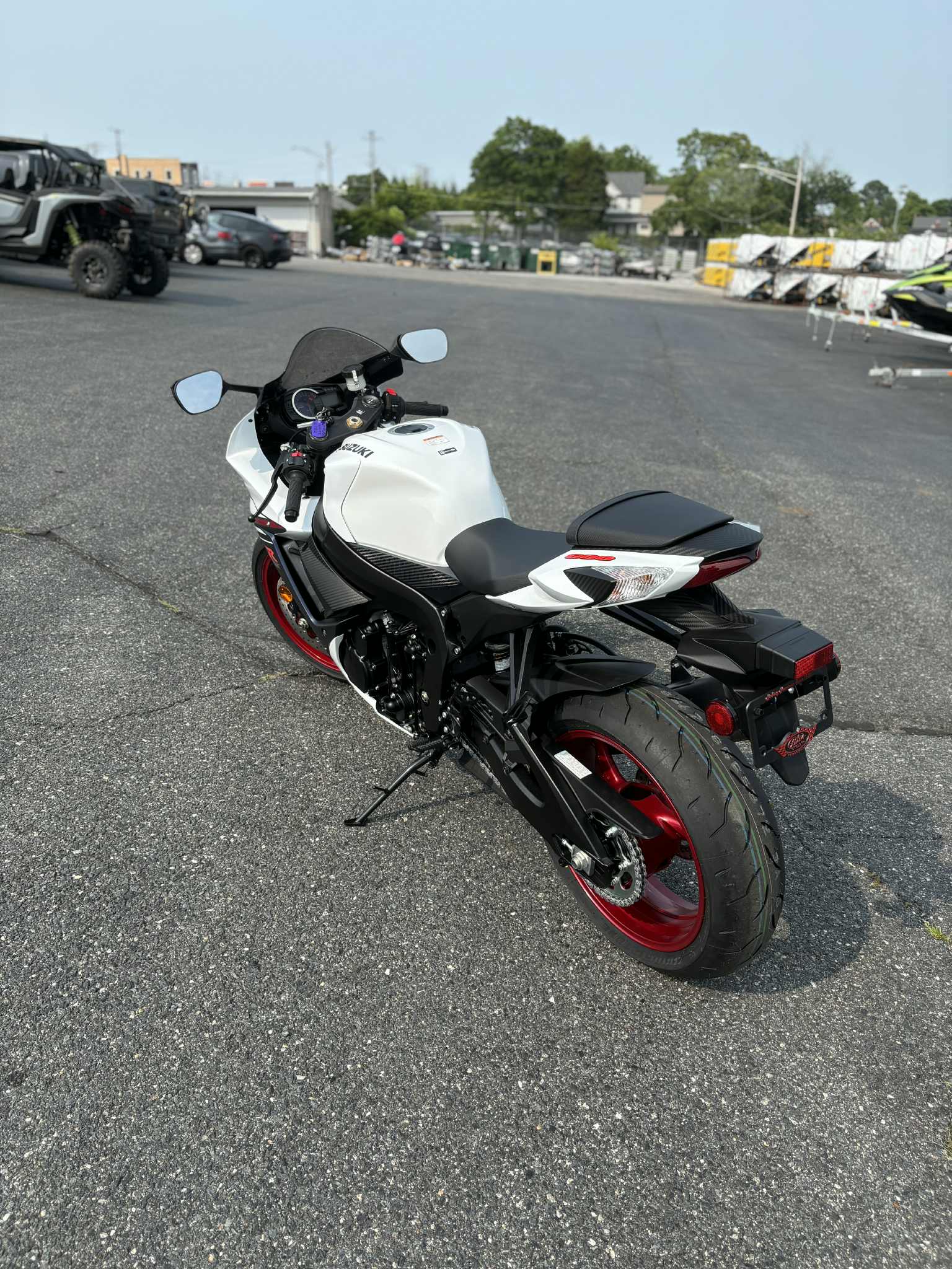 2025 Suzuki GSX-R 600 - Photo 7