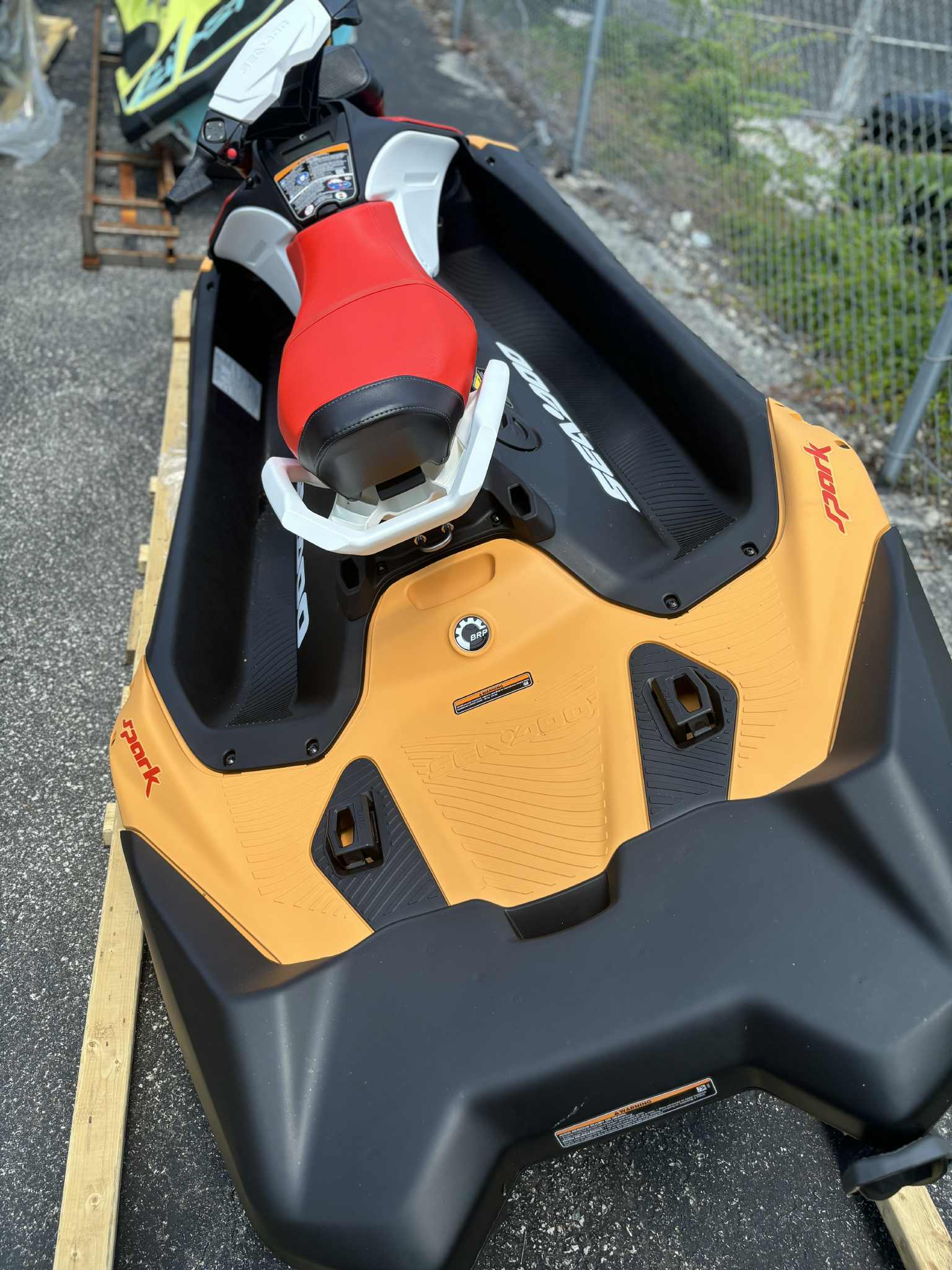2025 Sea-Doo SPARK FOR 3 CONVENIENCE - Photo 5