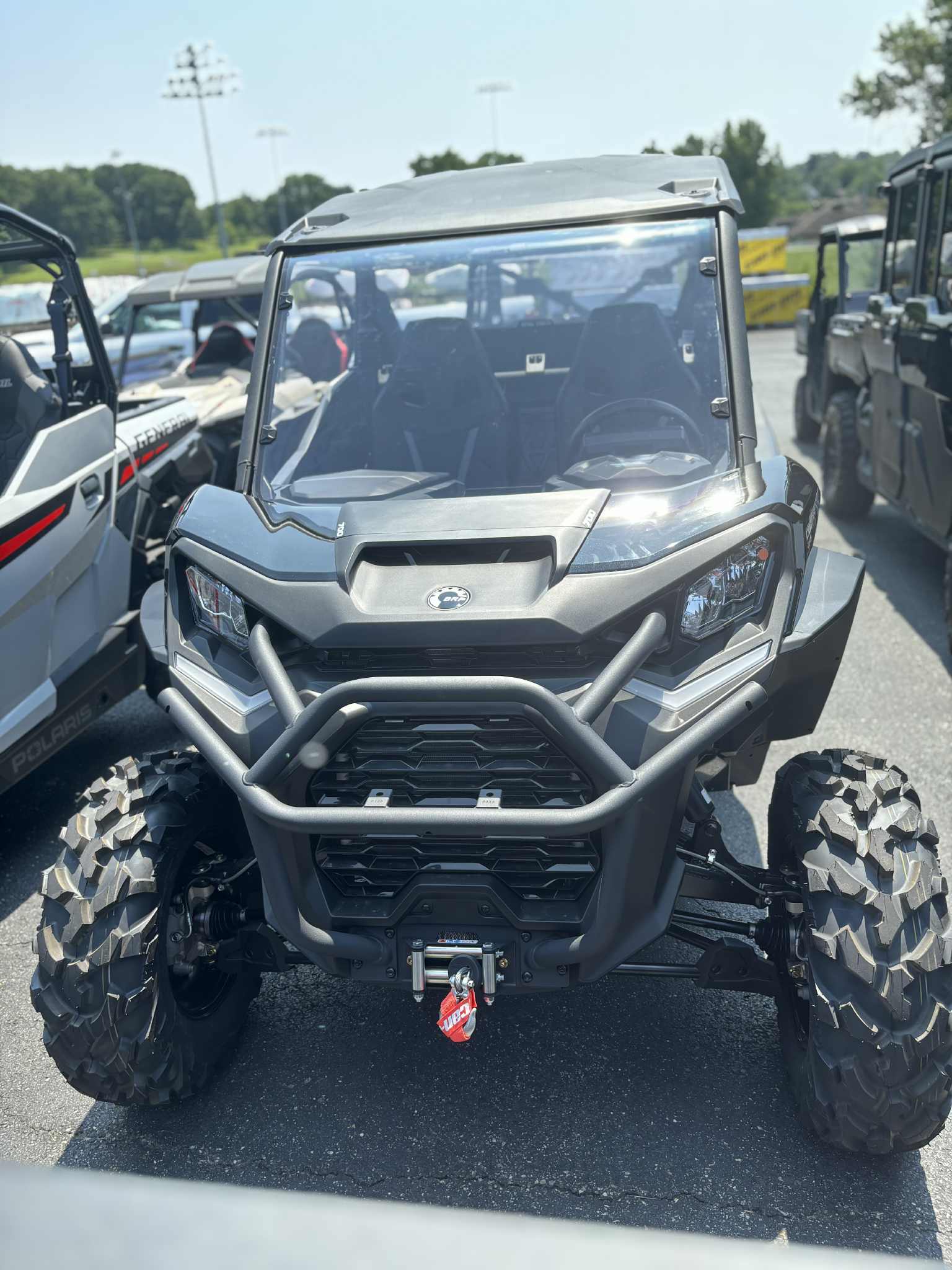 2025 Can-Am COMMANDER XT 700