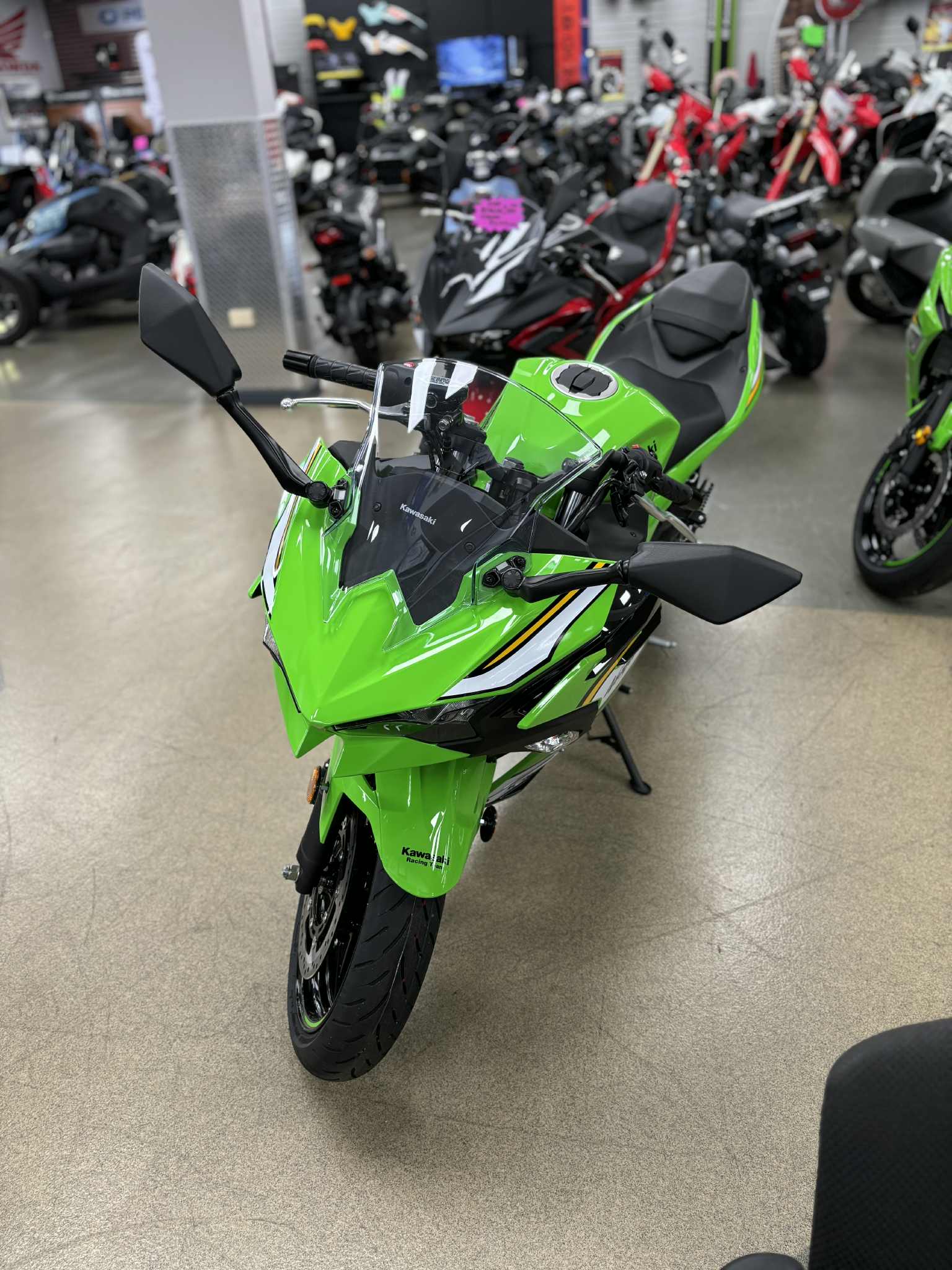 2025 Kawasaki Ninja® 500 KRT Edition - Photo 9