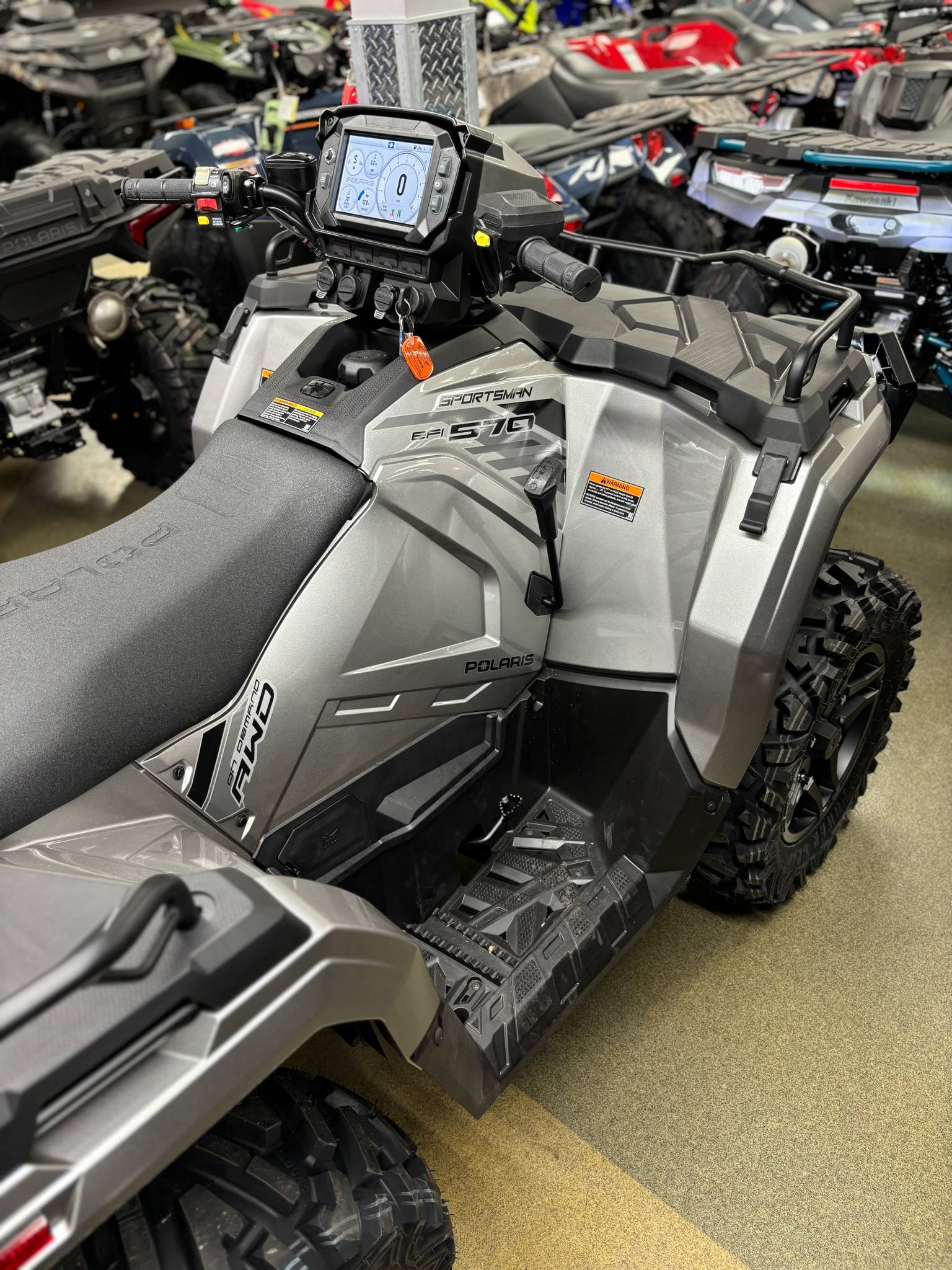 2025 Polaris SPORTSMAN 570 ULTIMATE - Photo 8