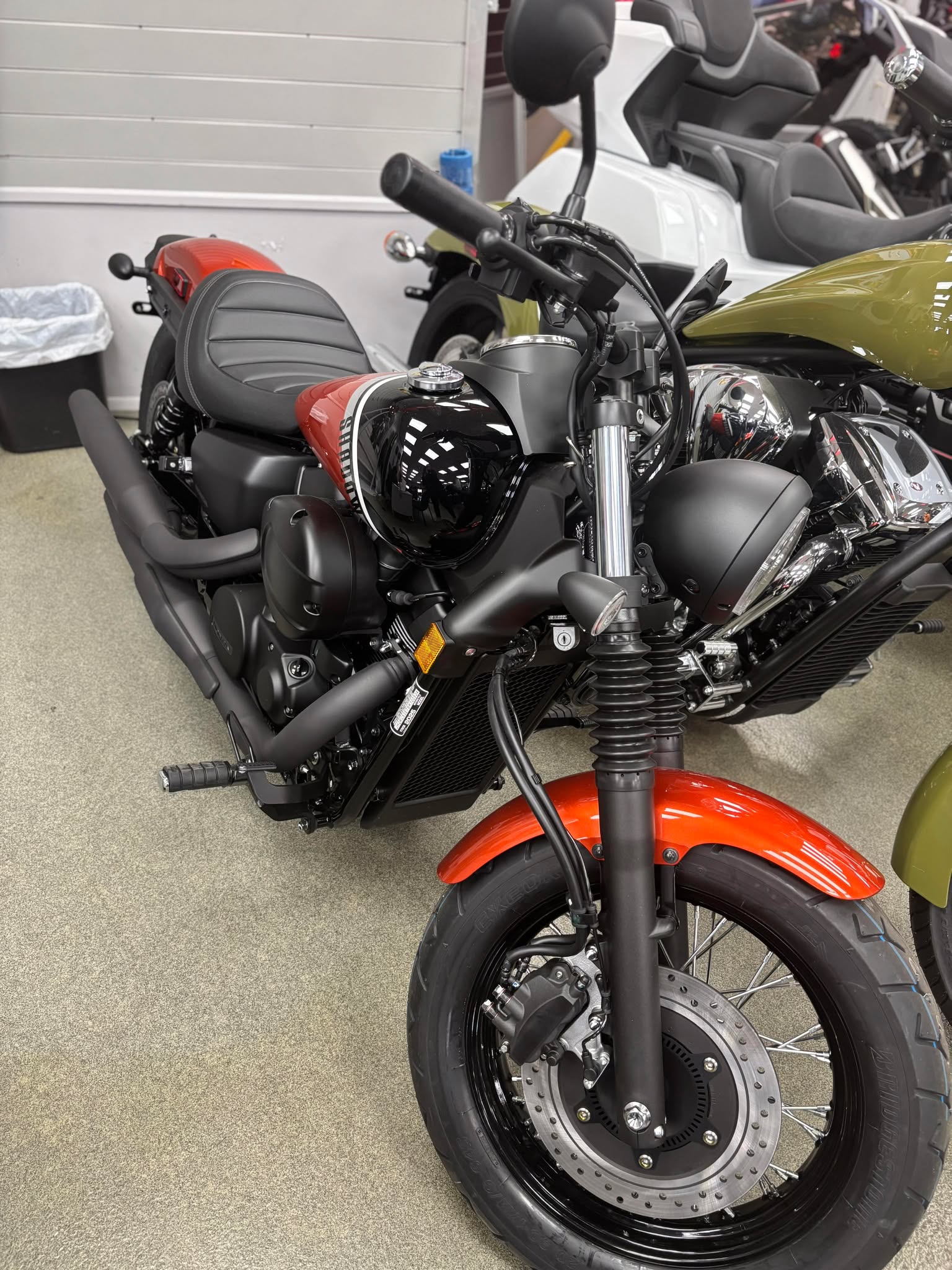 2025 Honda Shadow® Phantom ABS - Photo 2