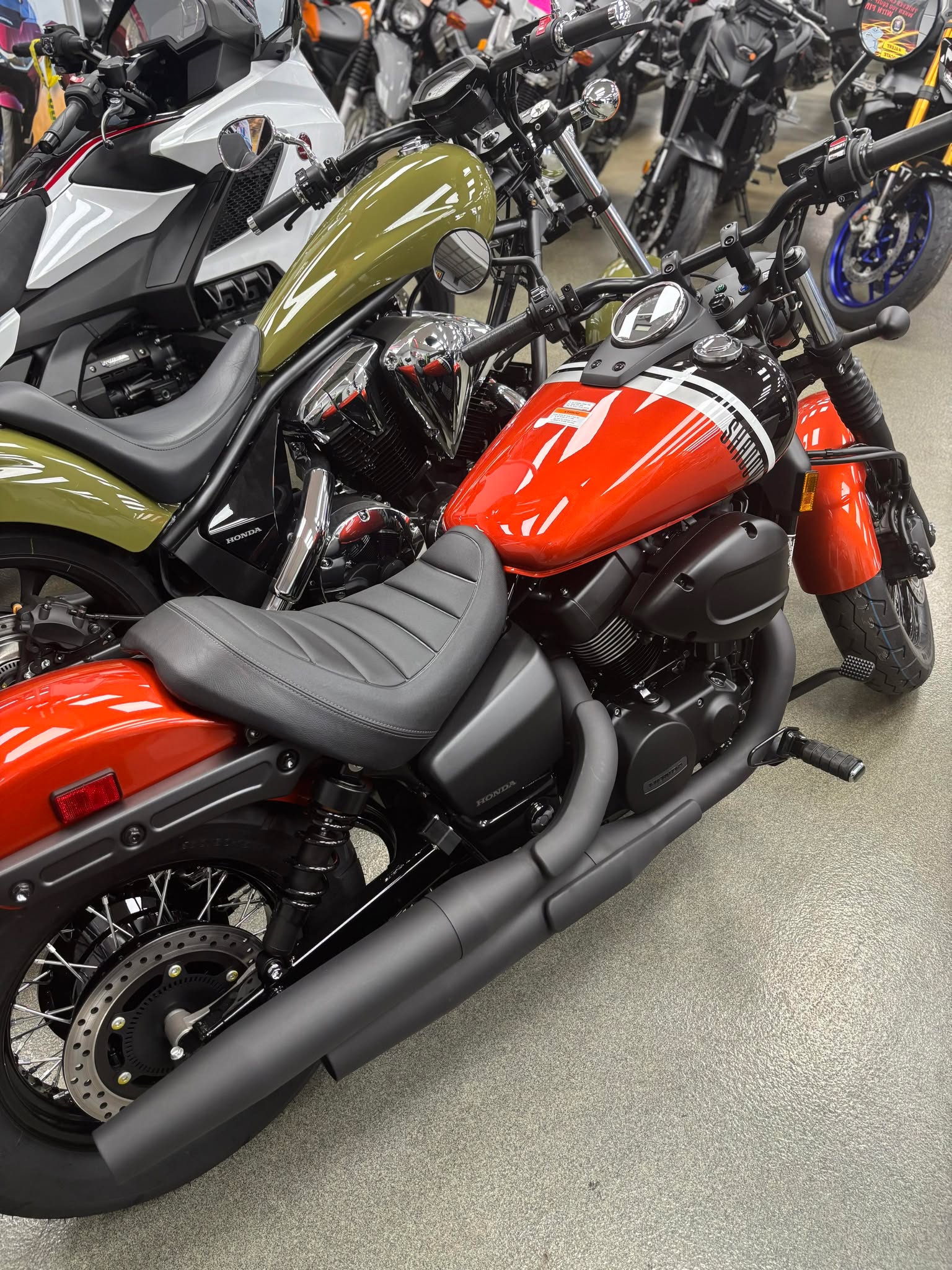 2025 Honda Shadow® Phantom ABS - Photo 4