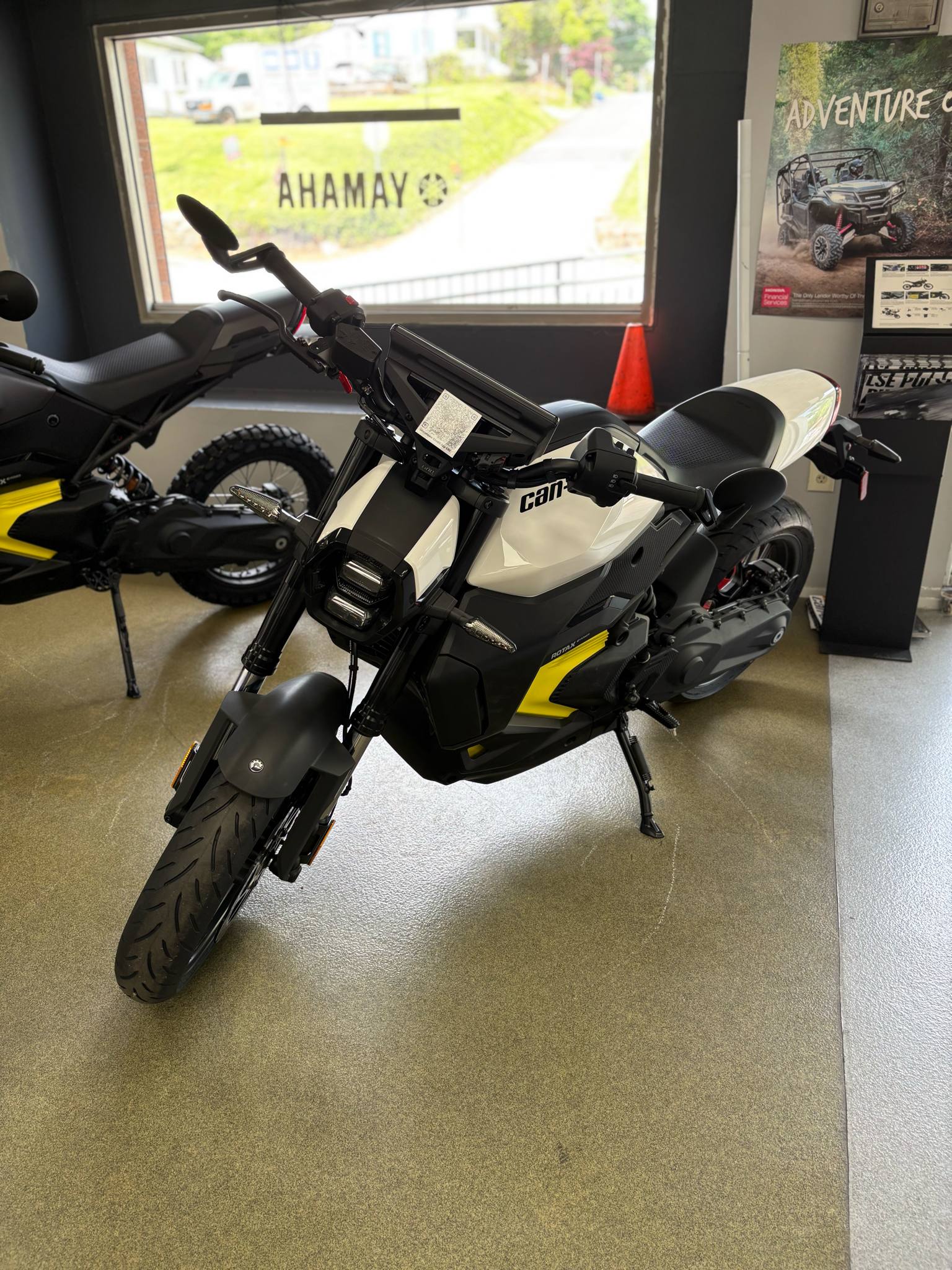 2025 Can-Am Pulse® - Photo 10