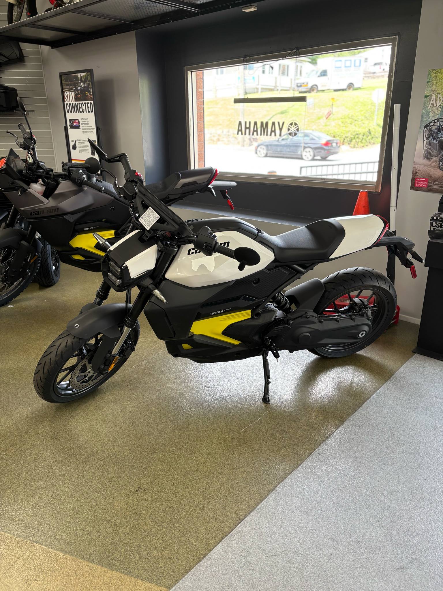 2025 Can-Am Pulse® - Photo 9