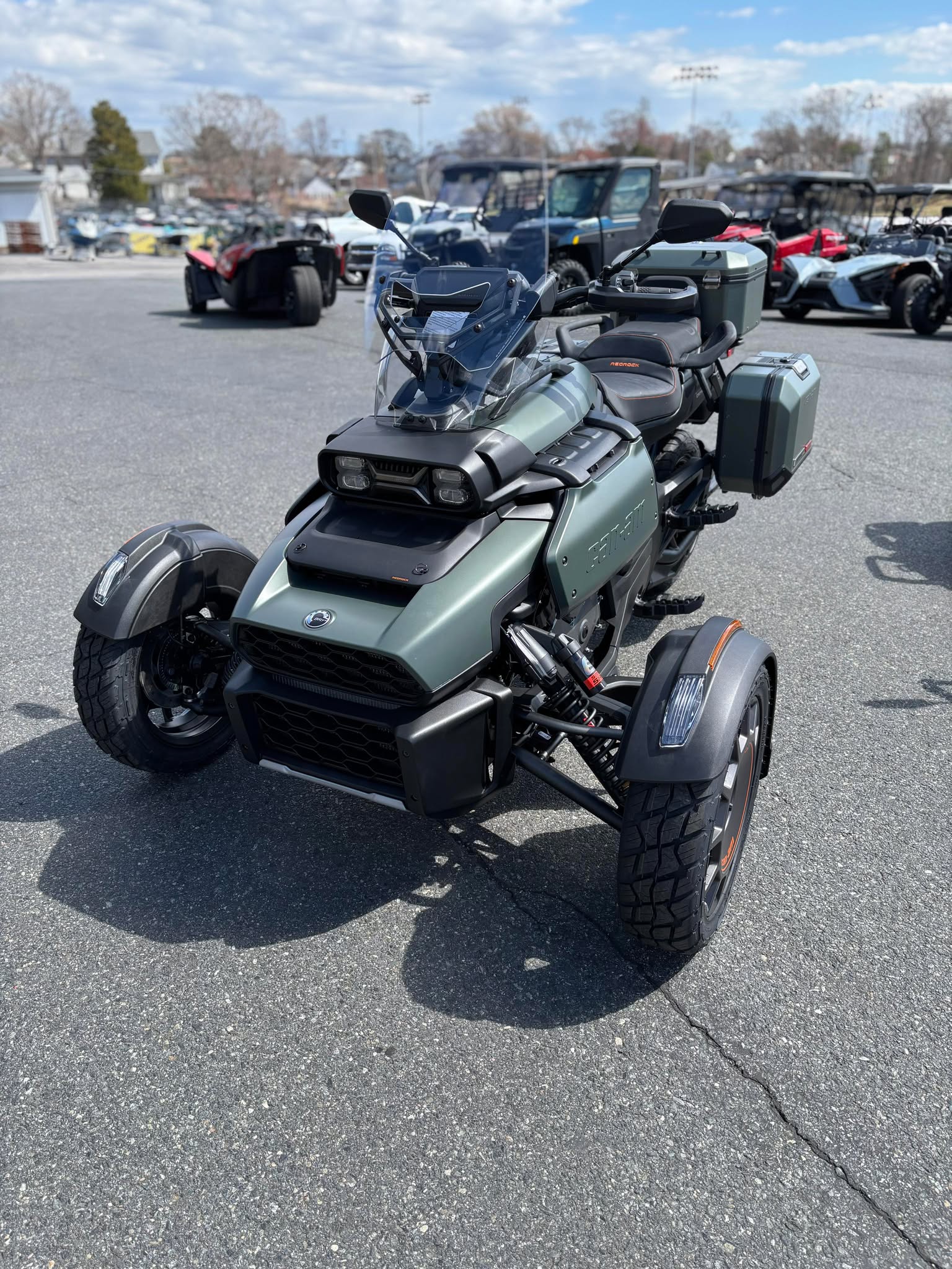 2025 Can-Am CANYON REDROCK - Photo 10