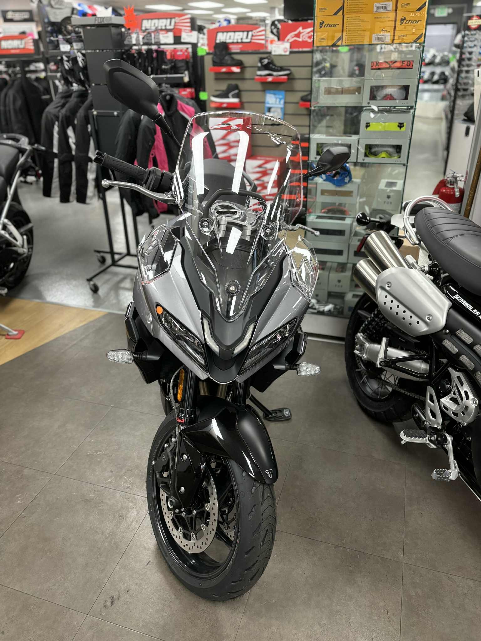 2025 Triumph Tiger Sport 800 - Photo 9