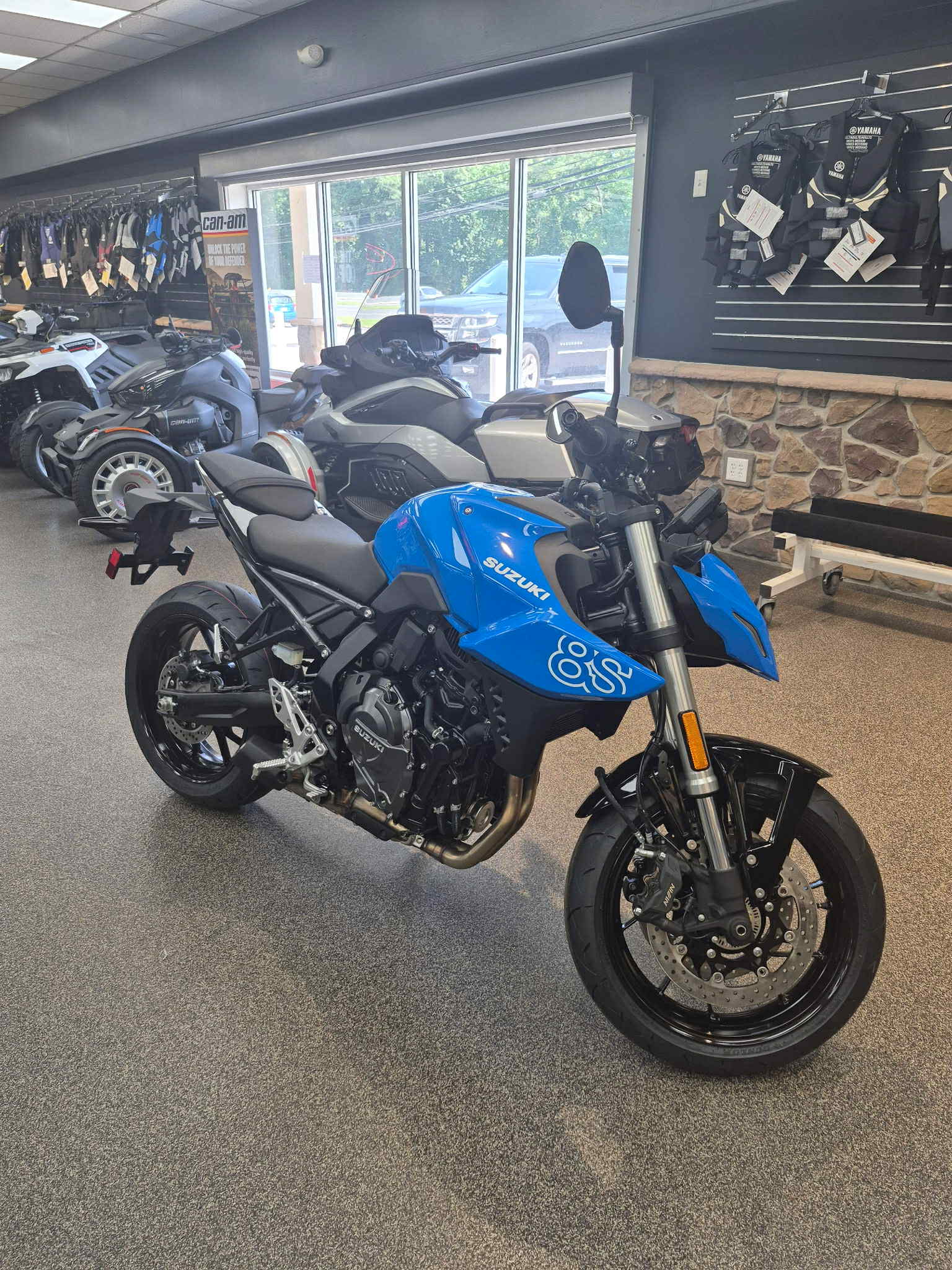 2025 Suzuki GSX-S 8S