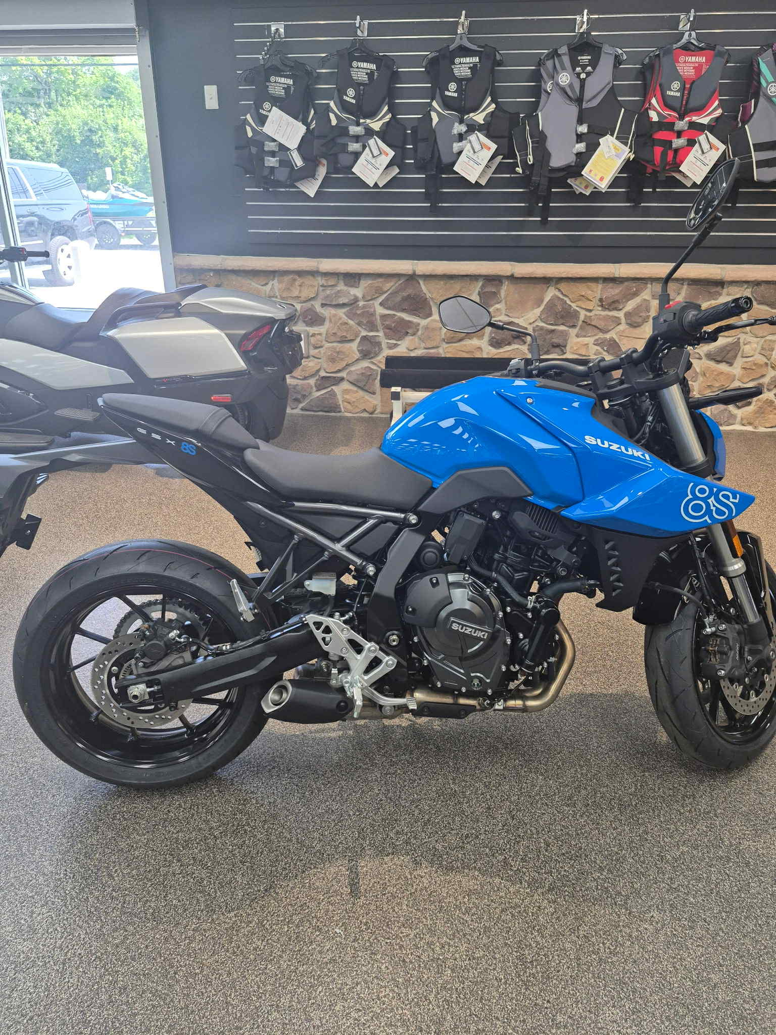 2025 Suzuki GSX-S 8S - Photo 2