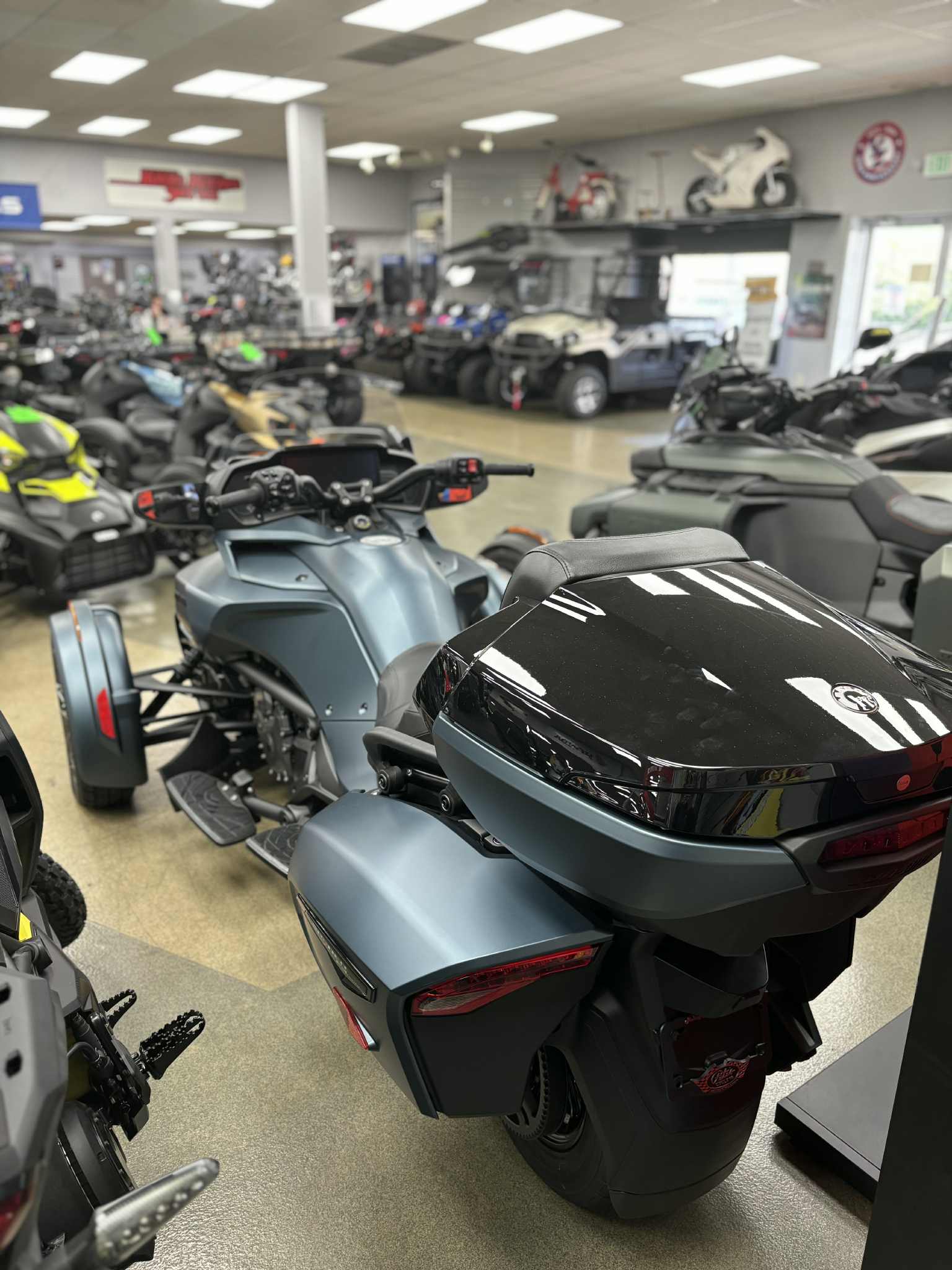 2025 Can-Am SPYDER F3 LIMITED - Photo 5