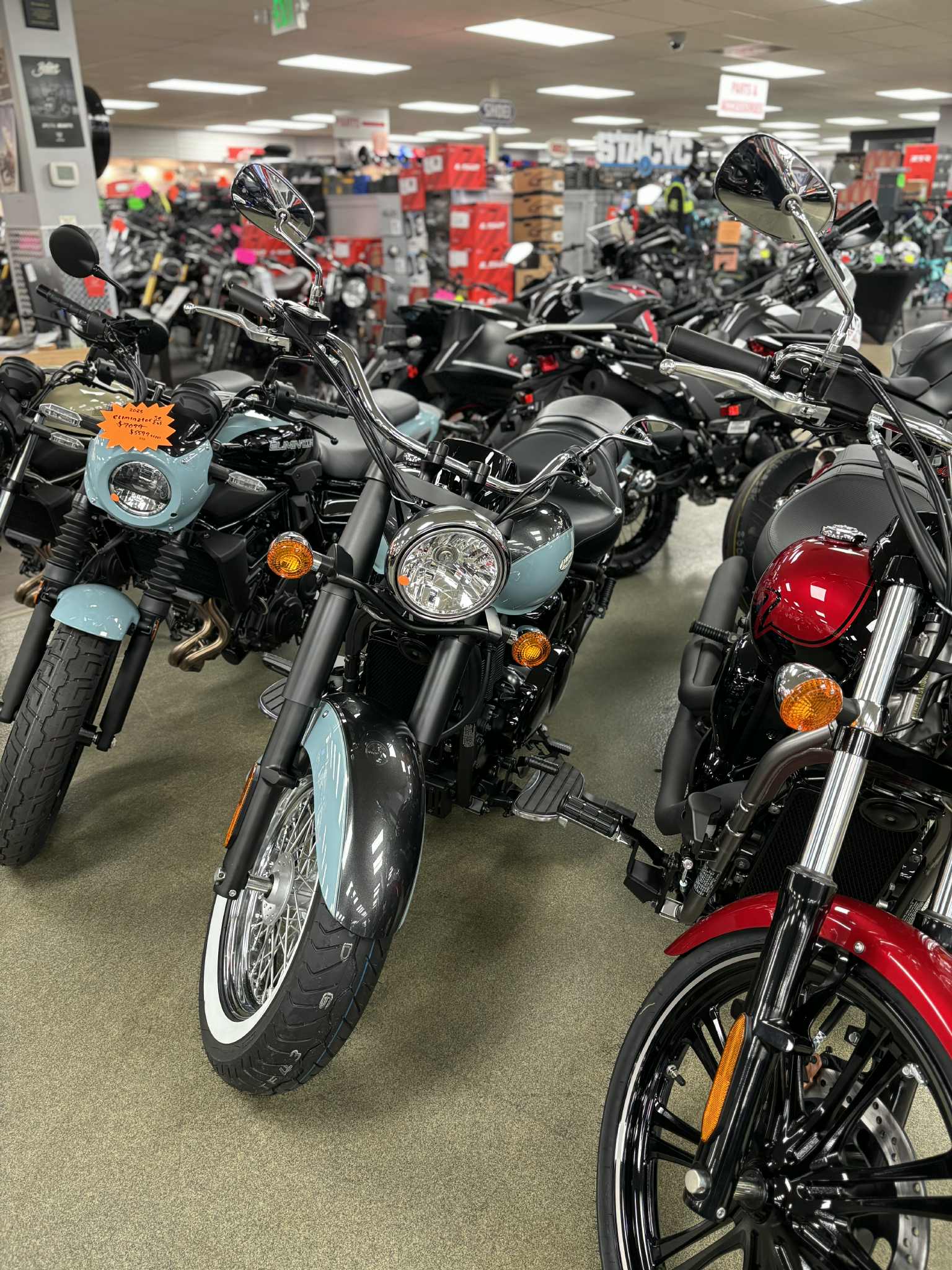 2025 Kawasaki Vulcan 900 Classic - Photo 9
