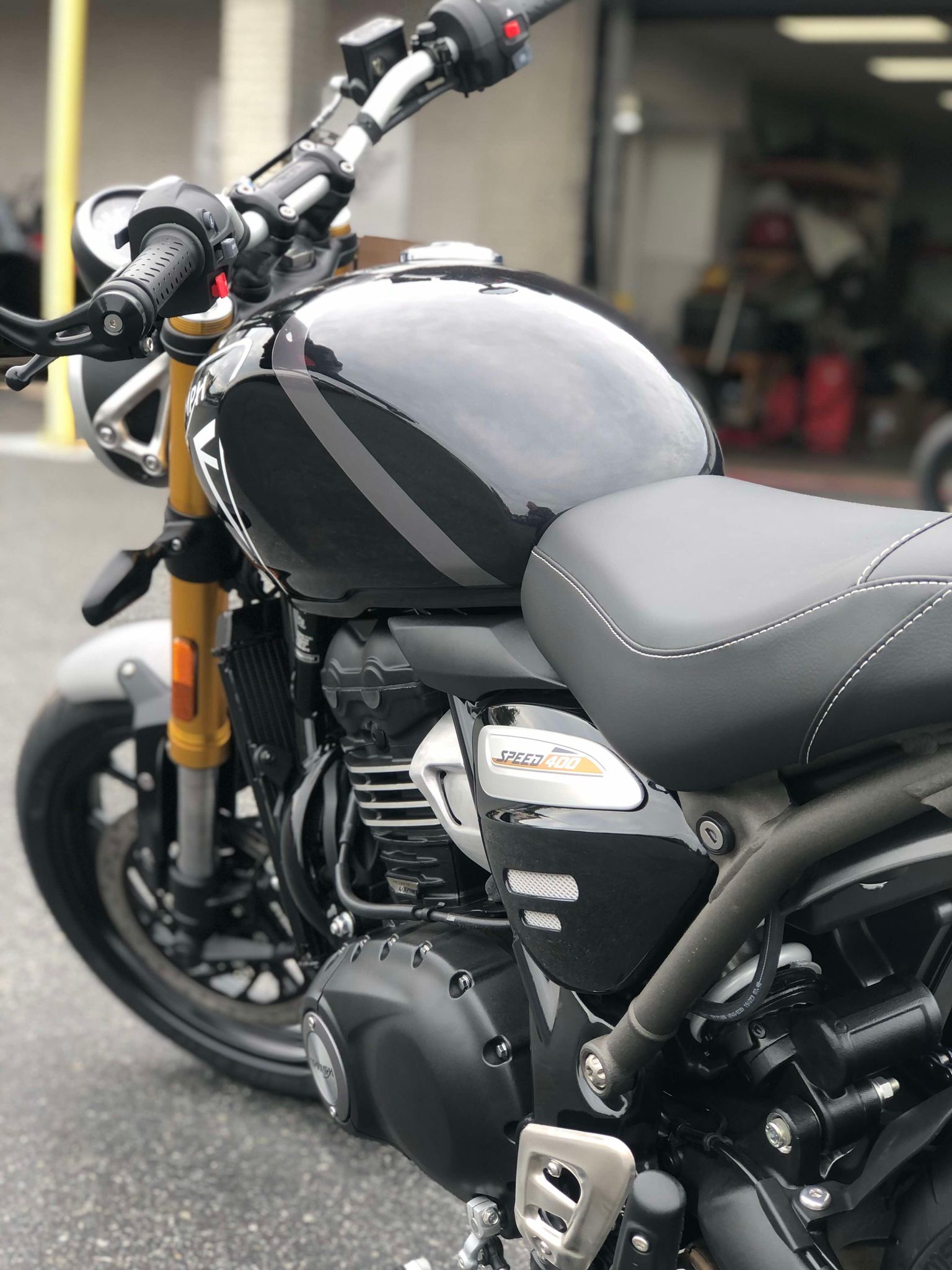 2025 Triumph Speed 400 - Photo 3