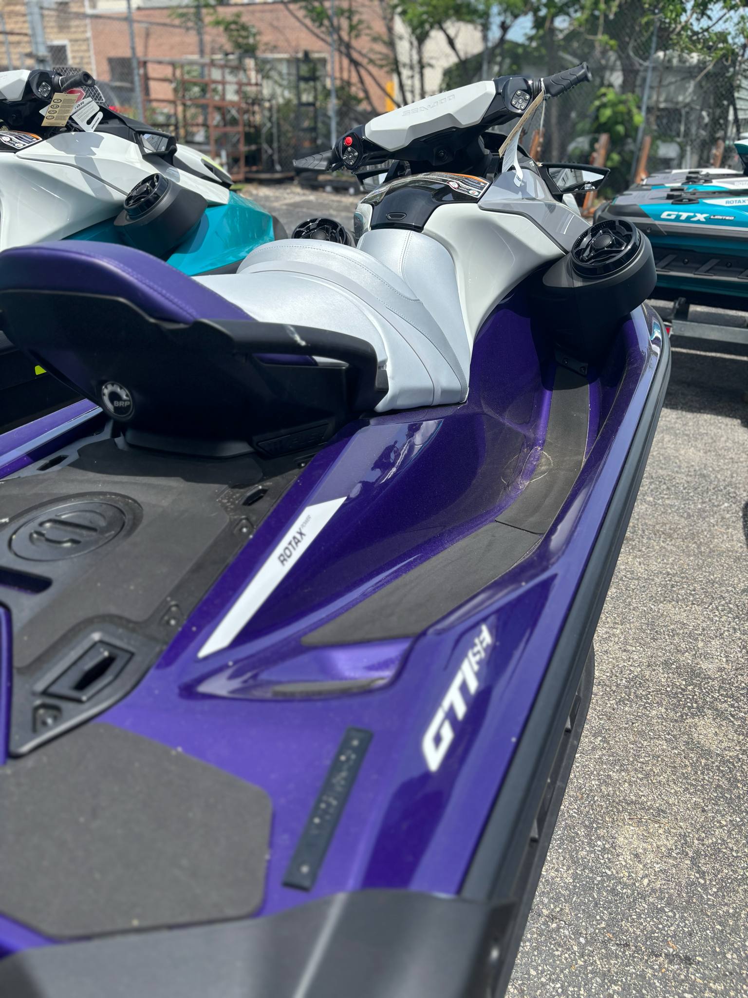 2025 Sea-Doo GTI SE 170 - Photo 3