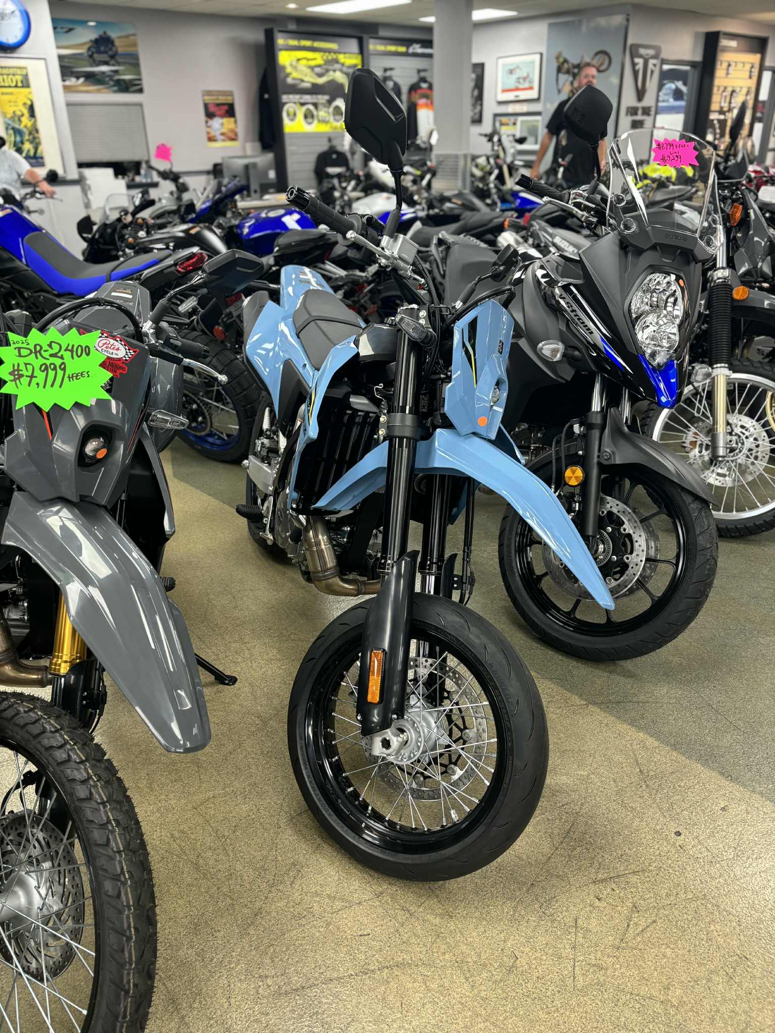 2025 Suzuki DR-Z 4SM