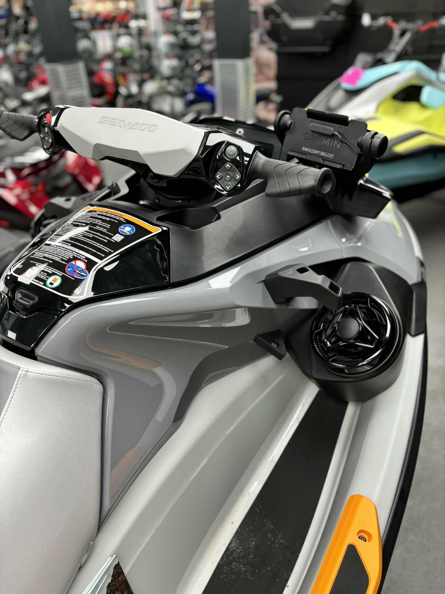 2025 Sea-Doo FISHPRO TROPHY 170 - Photo 8