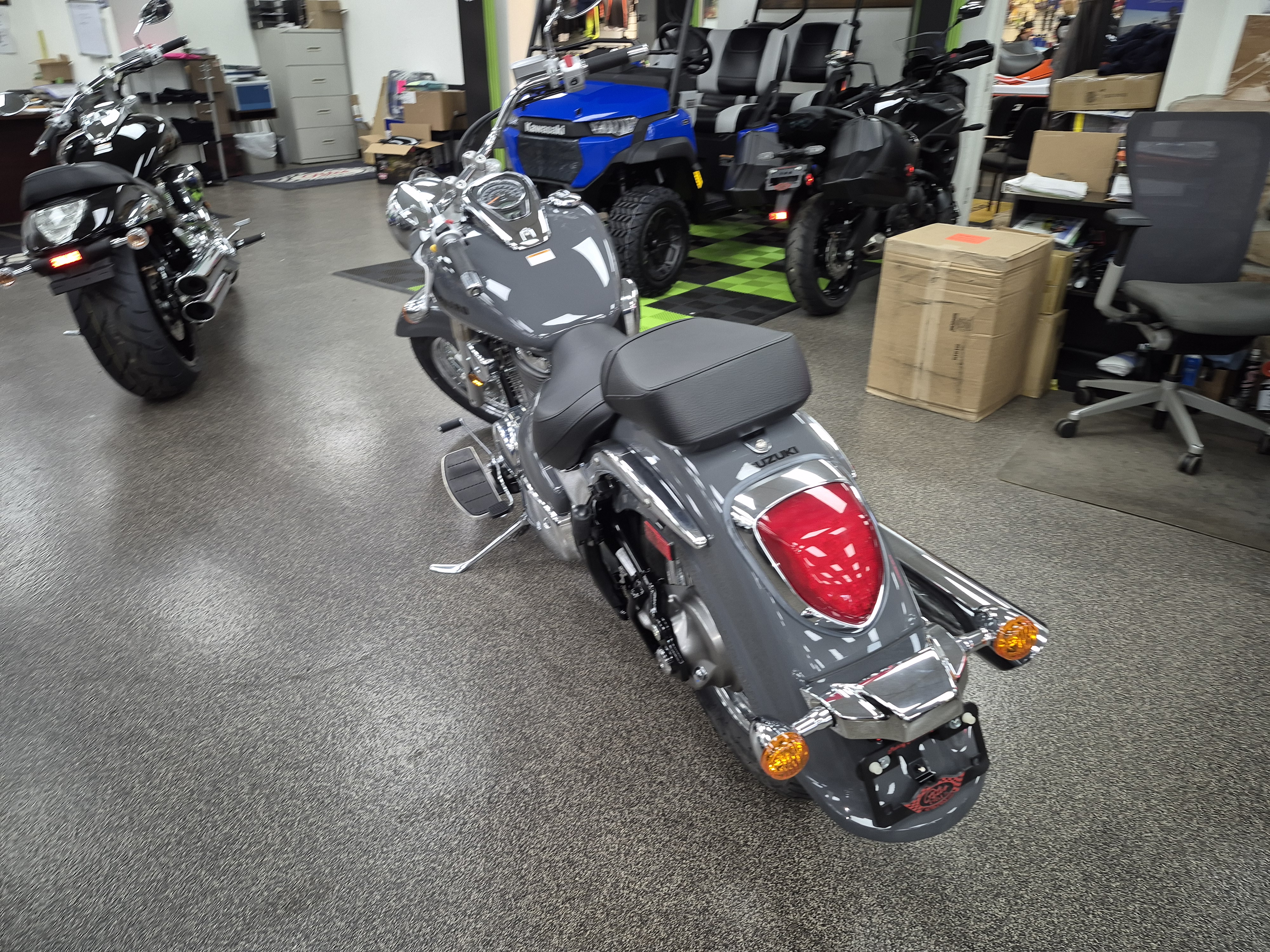 2025 Suzuki Boulevard C50 - Photo 6