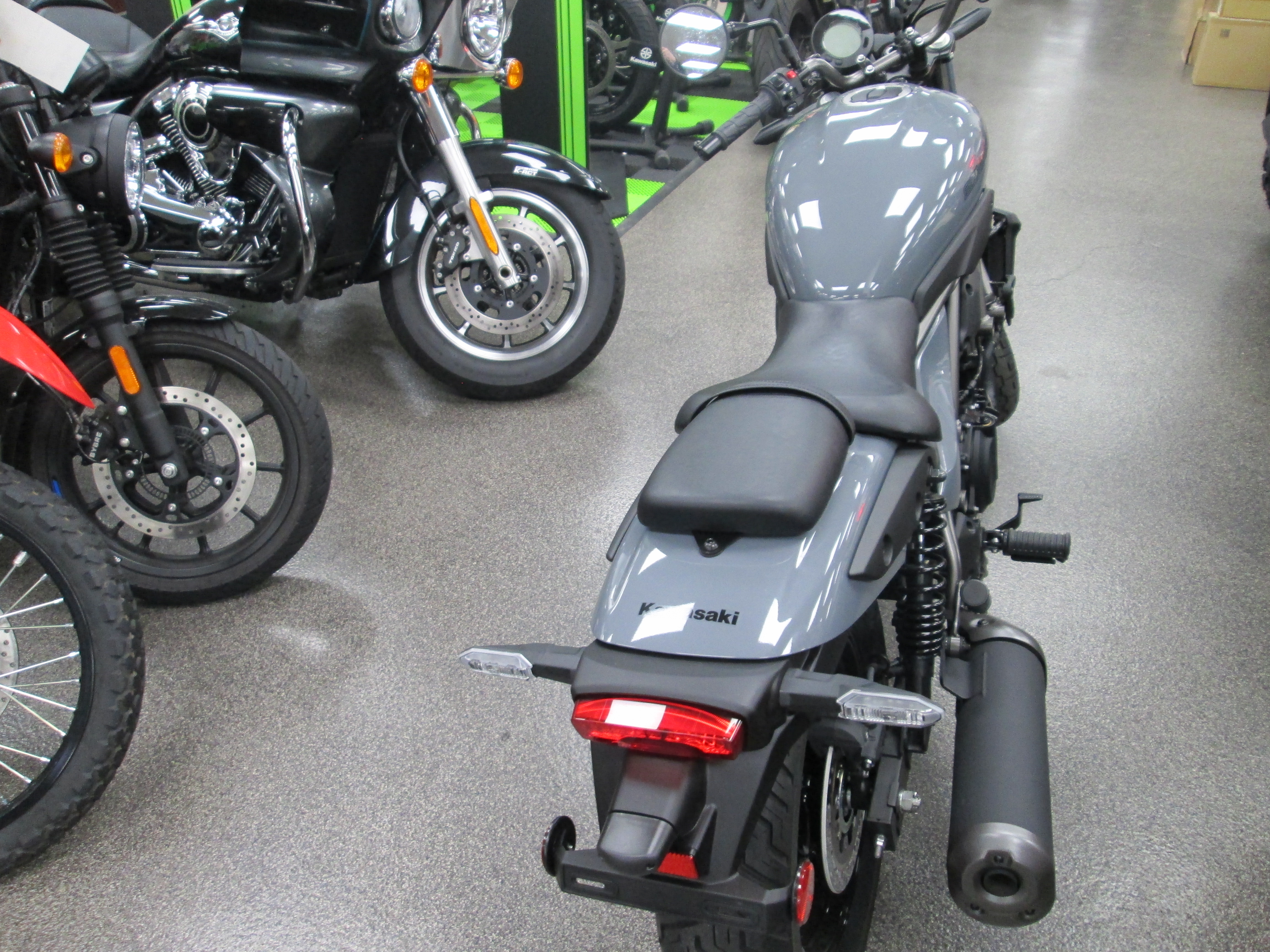 2024 Kawasaki ELIMINATOR - Photo 3