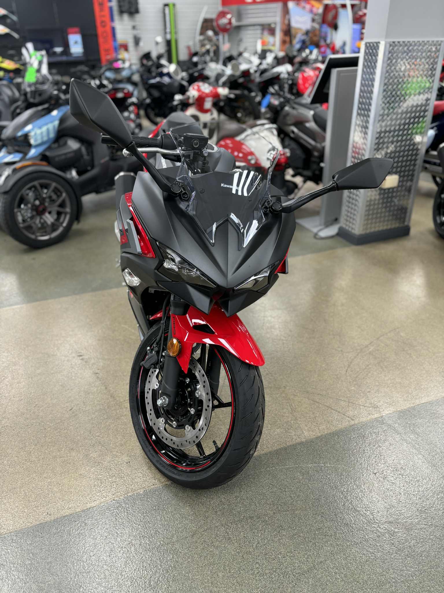 2025 Kawasaki Ninja 500 ABS - Photo 10