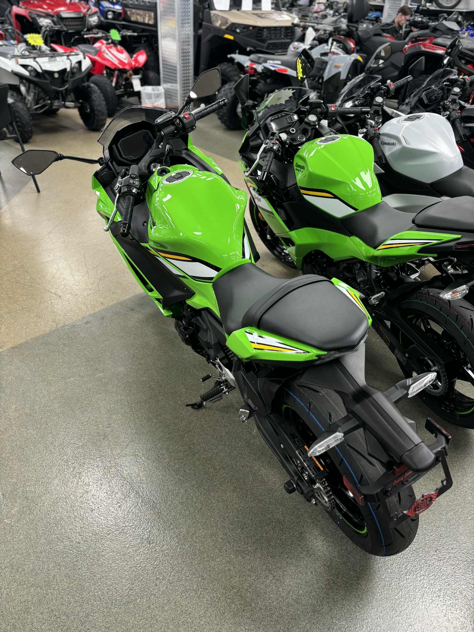 2025 Kawasaki Ninja 650 ABS - Photo 6