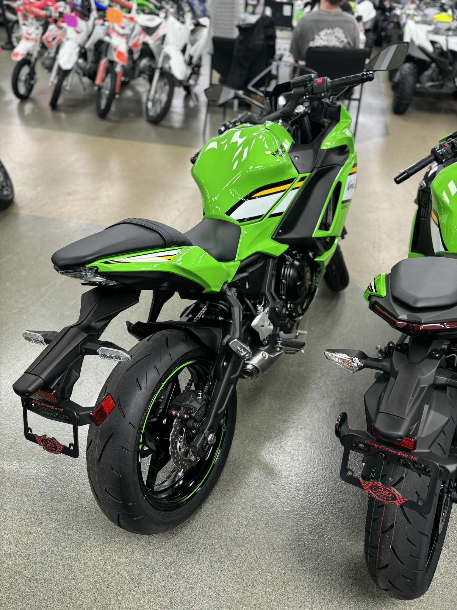 2025 Kawasaki Ninja 650 ABS - Photo 4