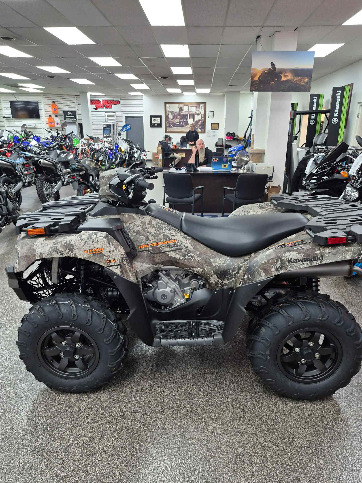 2025 Kawasaki Brute Force 750 LE EPS - Photo 6
