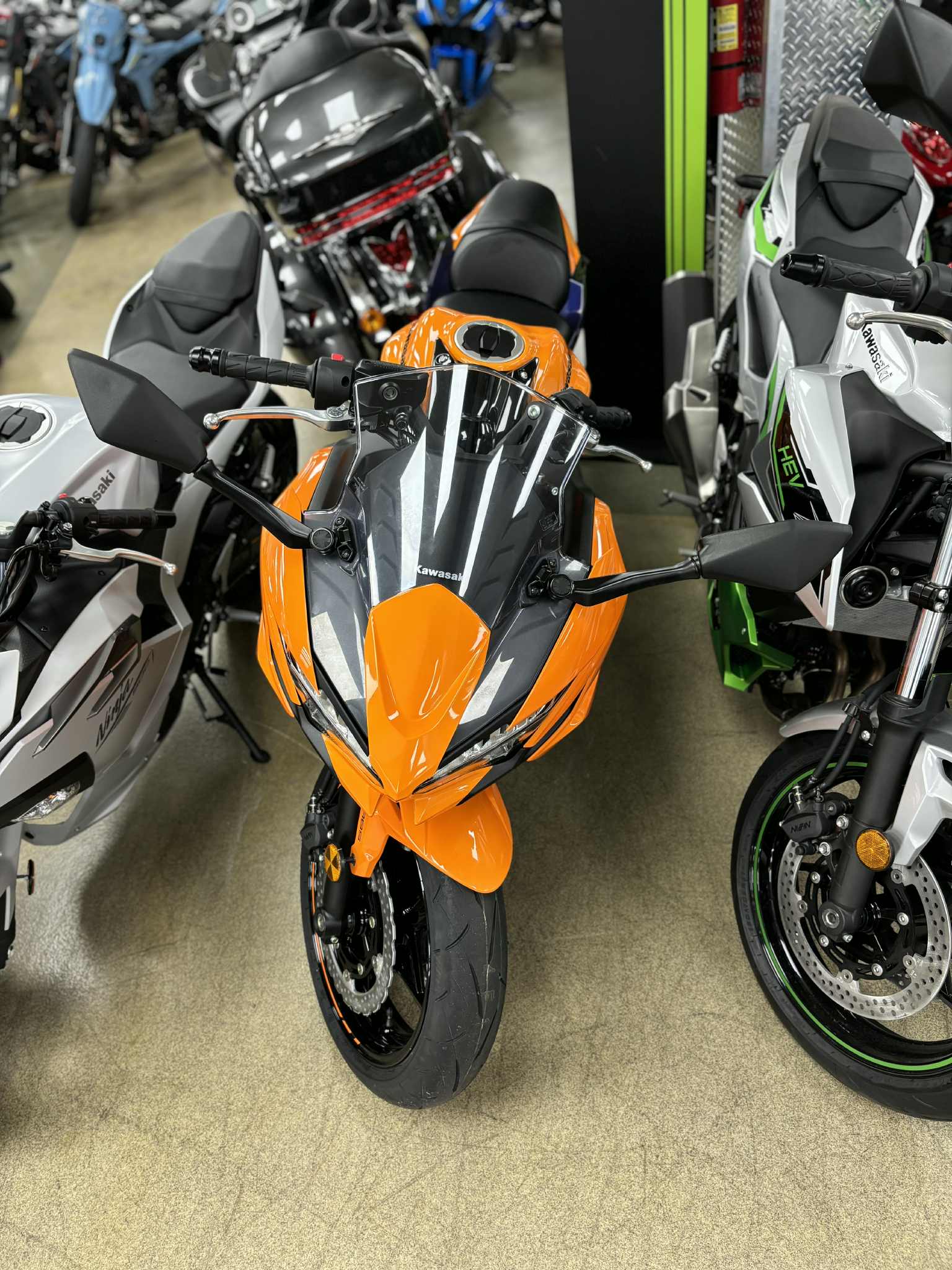 2025 Kawasaki Ninja 650 ABS - Photo 10
