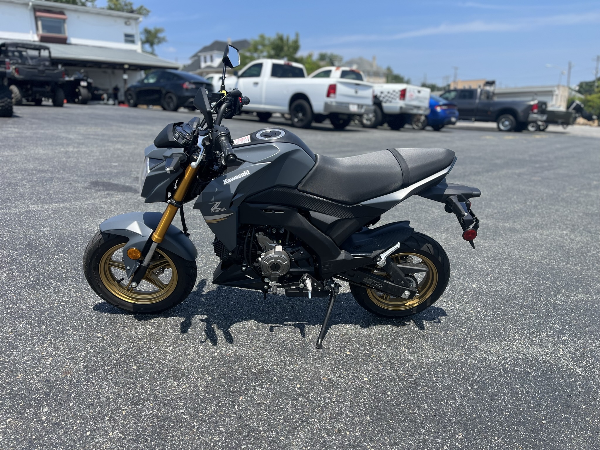 2024 Kawasaki Z125 PRO Base - Photo 2