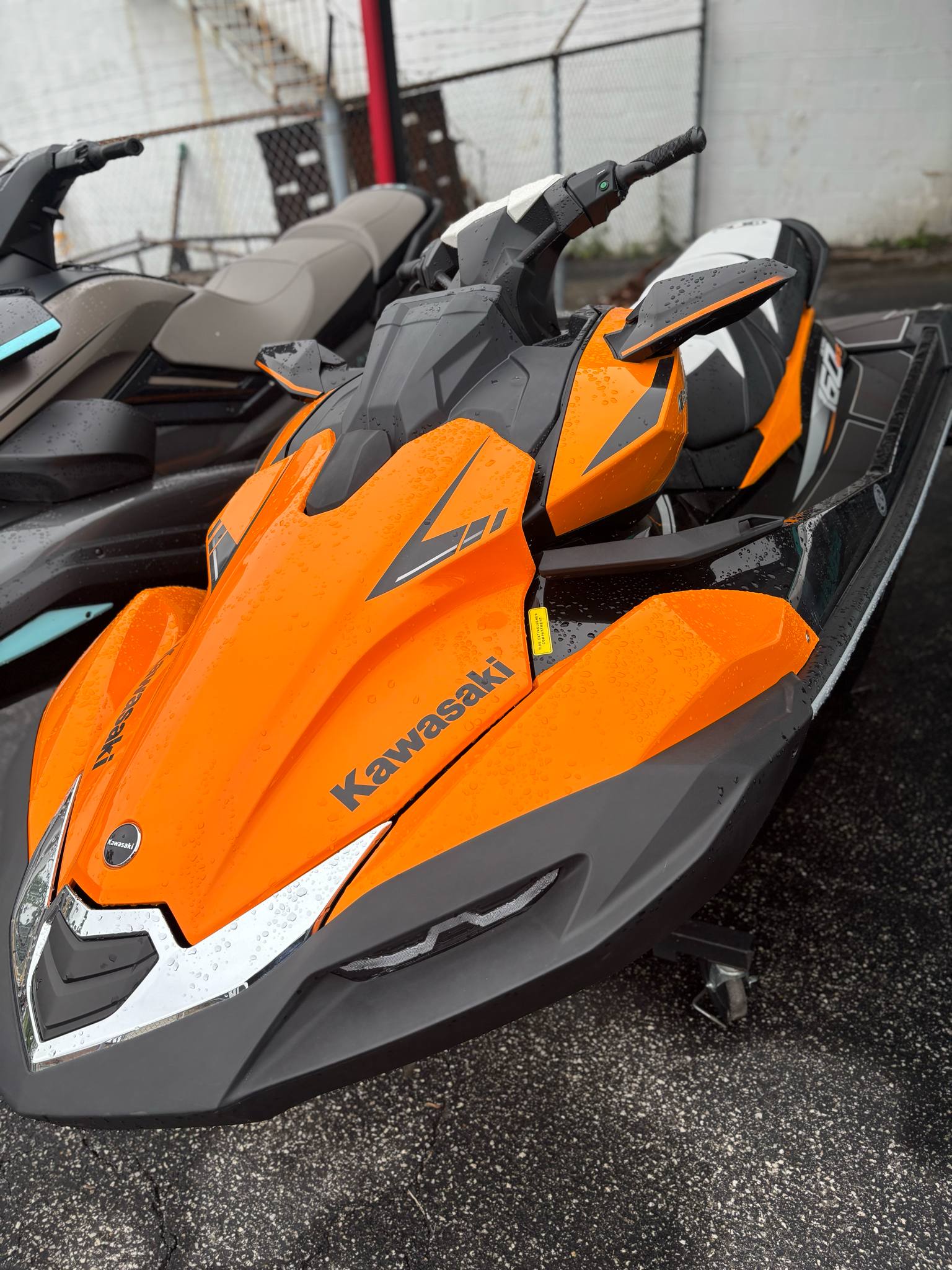 2024 Kawasaki Jet SkiÂ® UltraÂ® 160LX-S - Photo 2