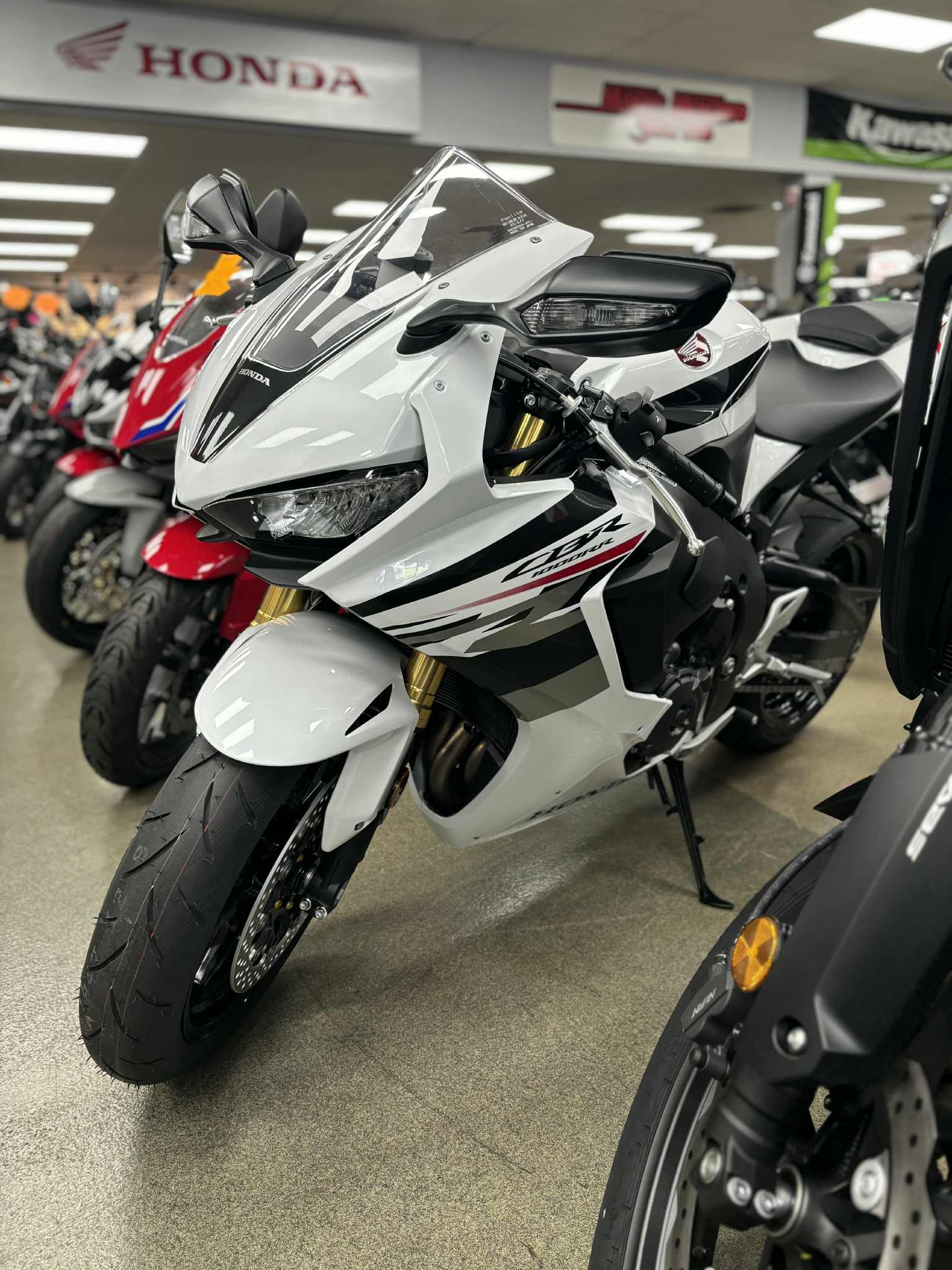 2026 Honda CBR1000RR ABS - Photo 8