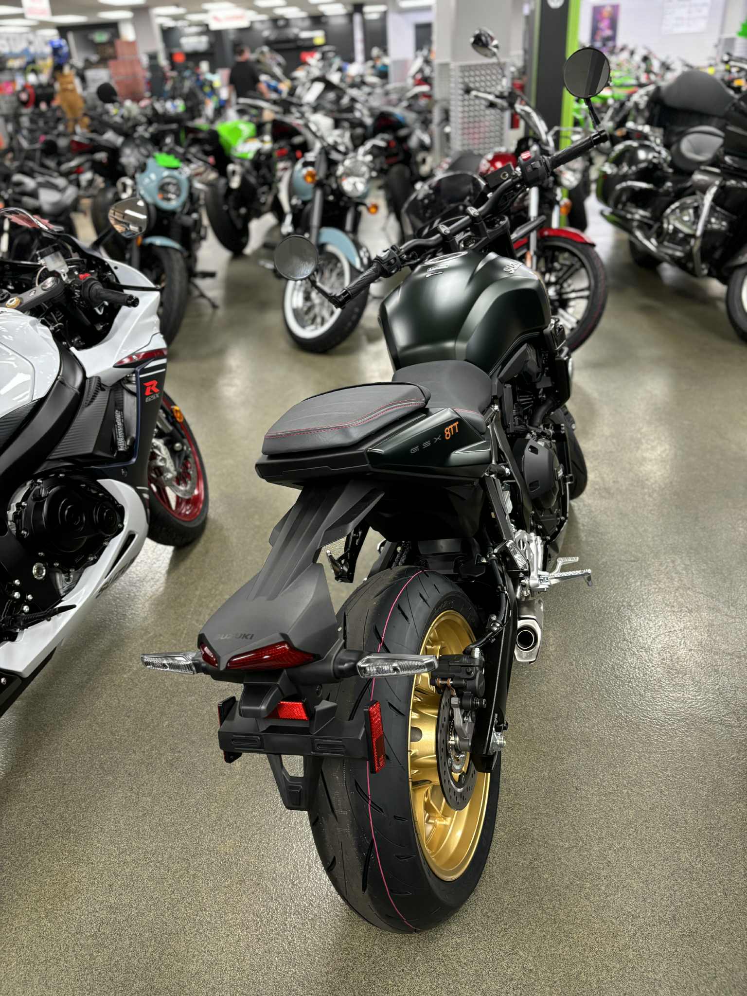 2026 Suzuki GSX 8TT - Photo 6