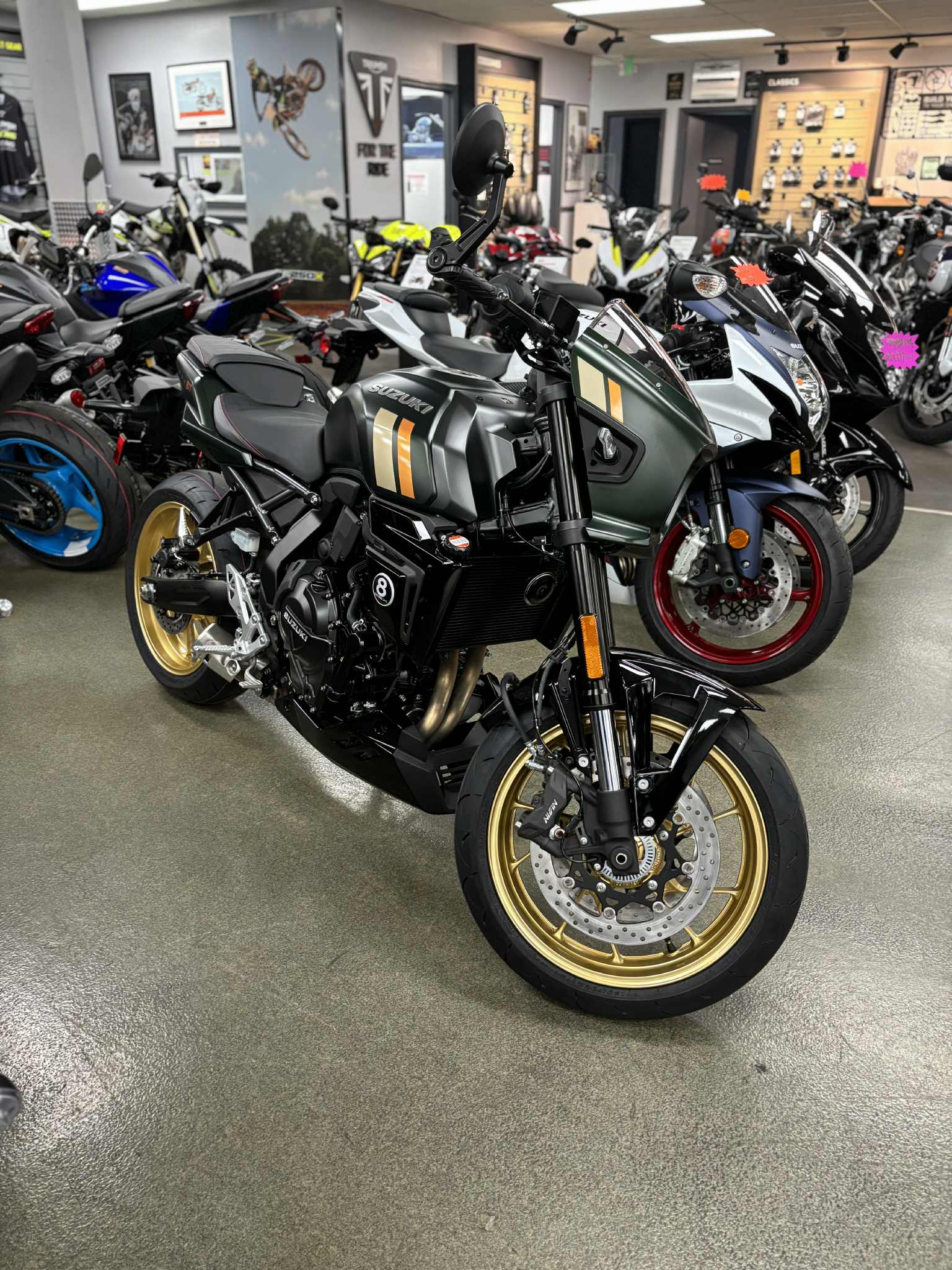 2026 Suzuki GSX 8TT - Photo 2