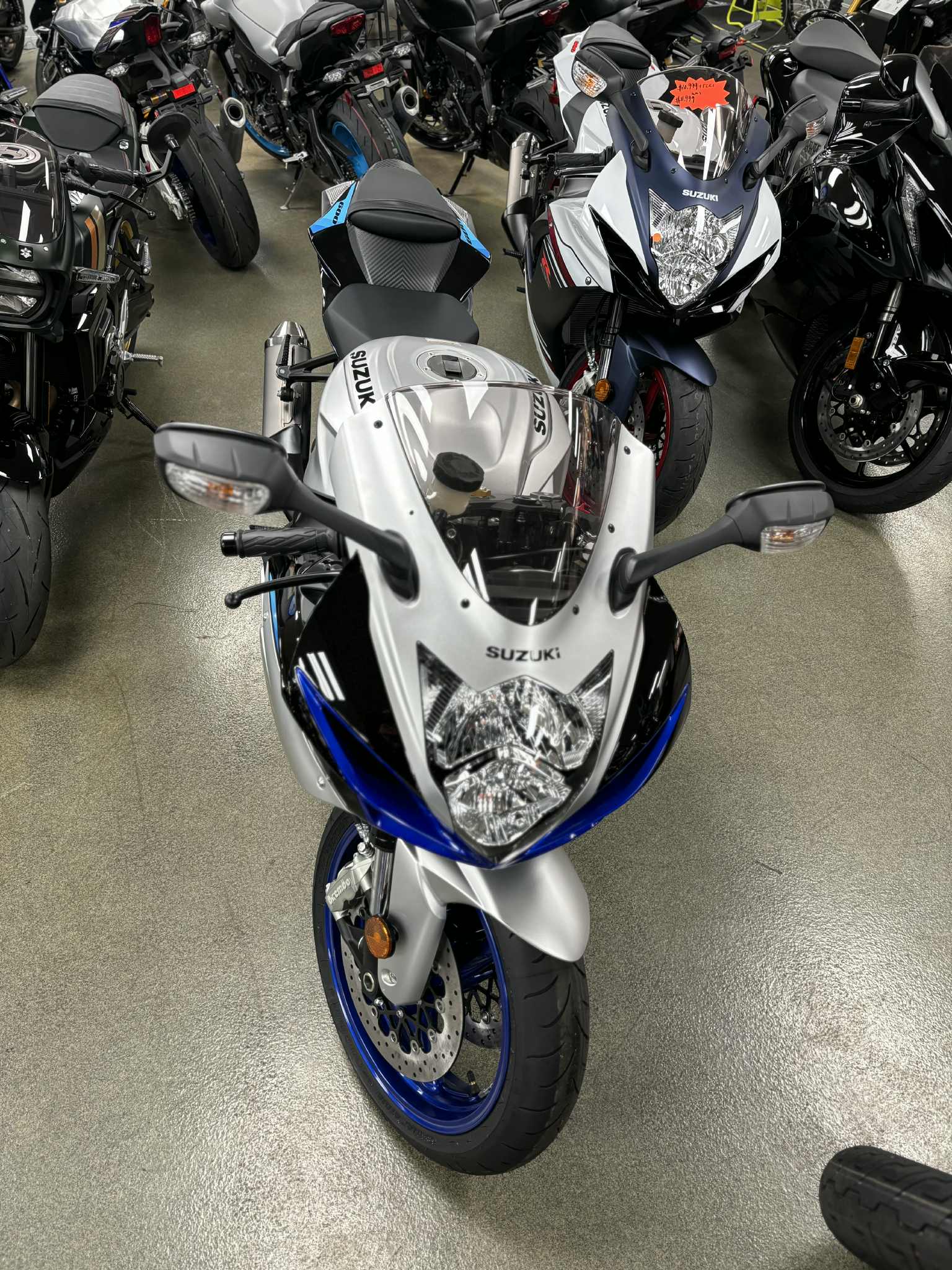 2026 Suzuki GSX-R 600 - Photo 9