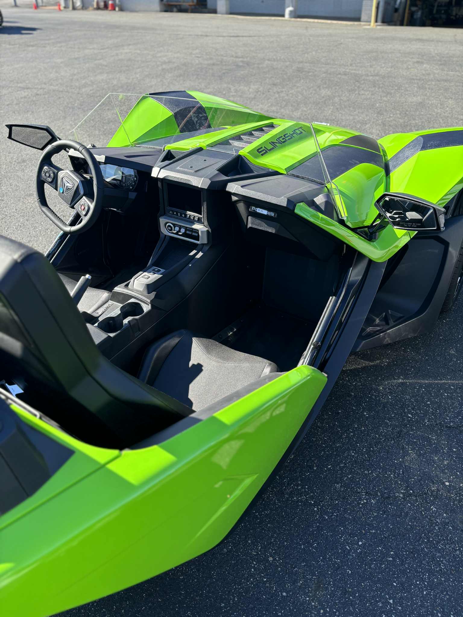 2025 Slingshot SLINGSHOT SL AUTO - Photo 3
