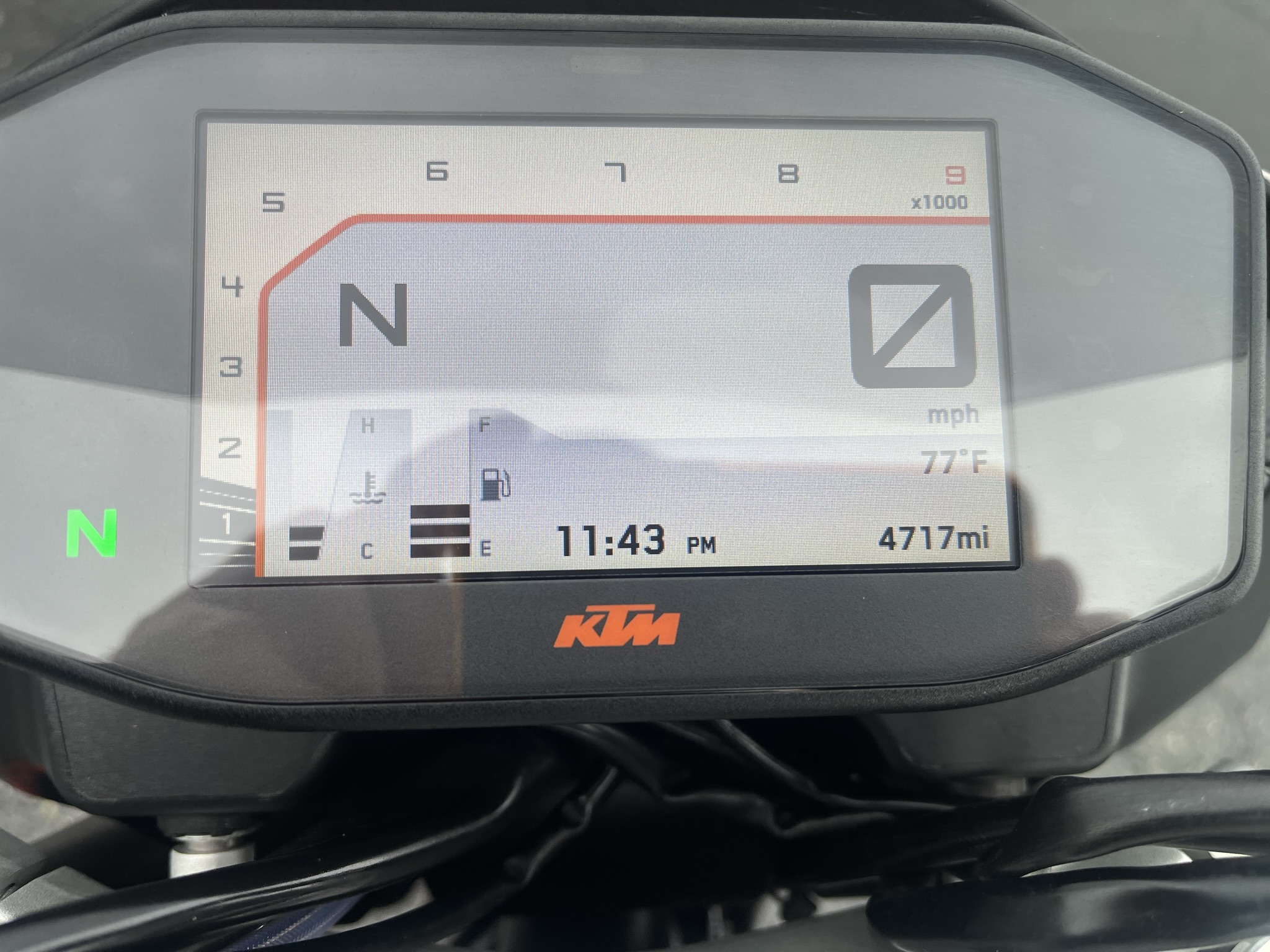 2017 KTM Duke 690 - Photo 10