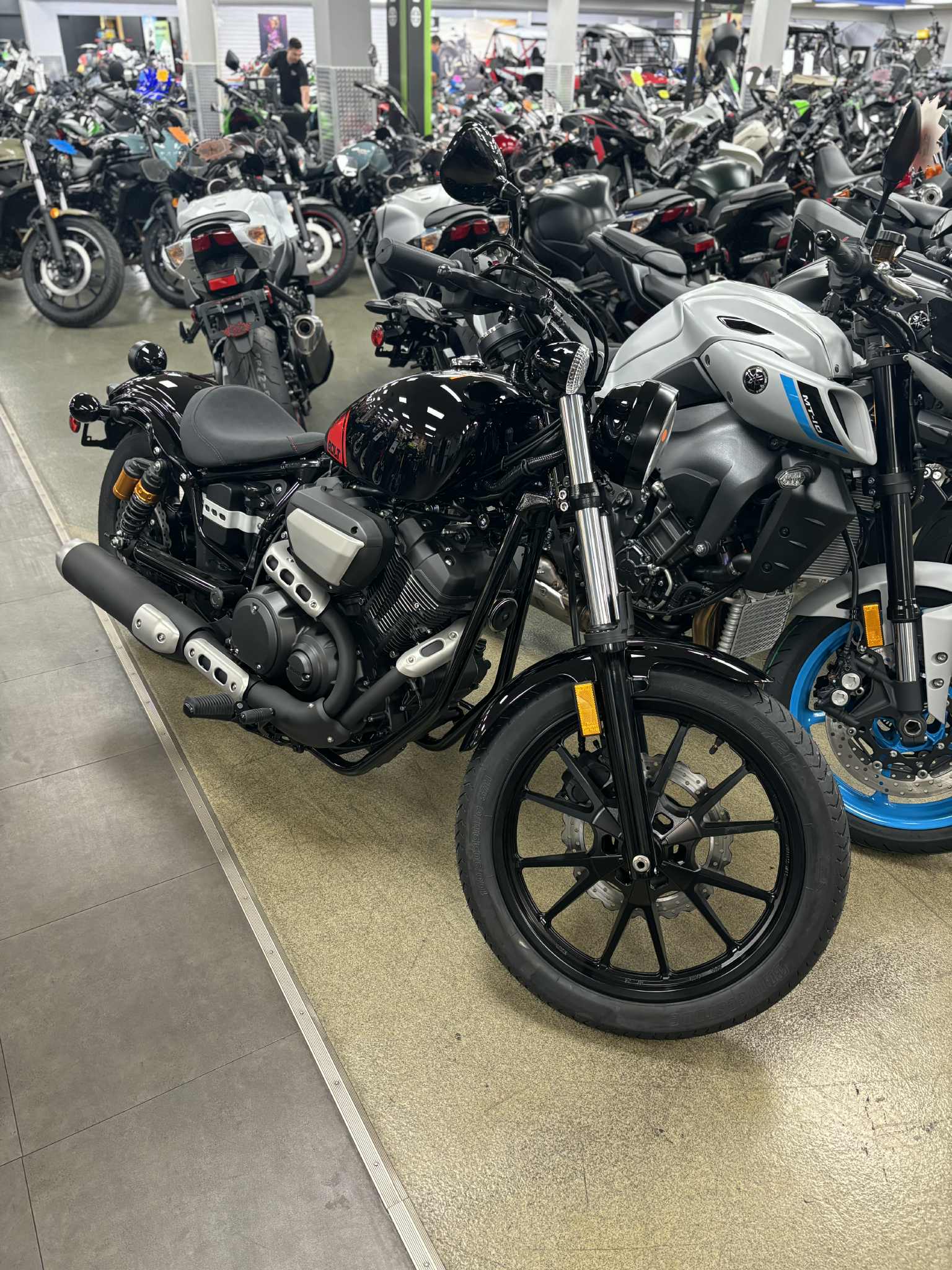 2025 Yamaha Bolt R-Spec