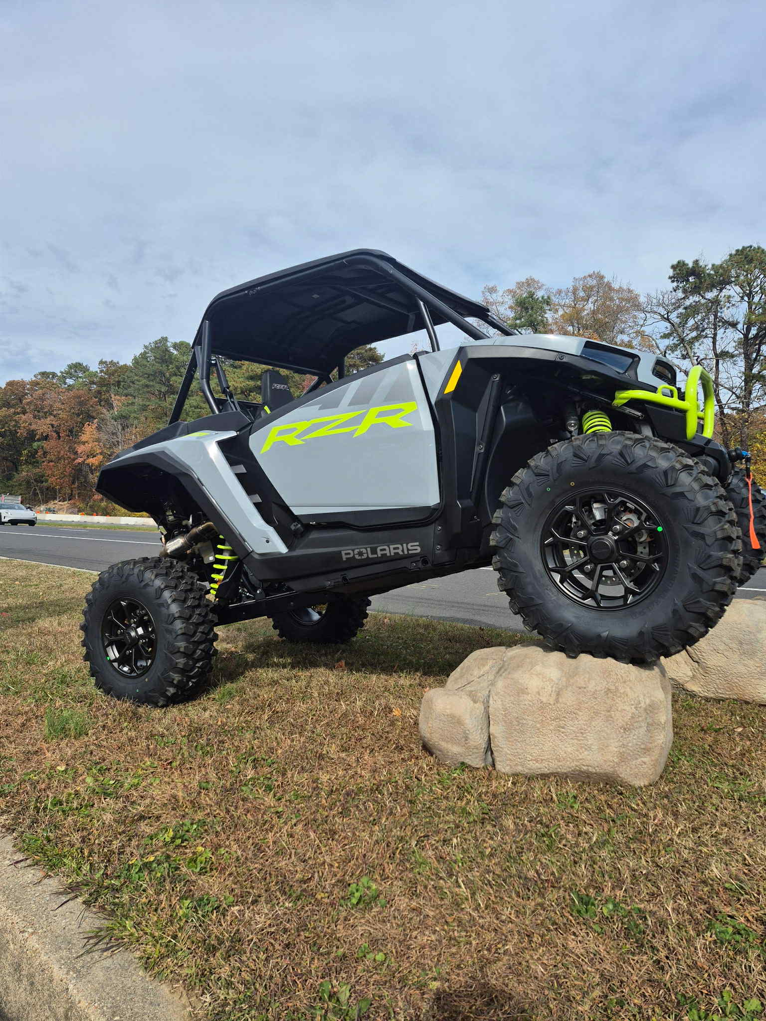 2025 Polaris RZR XP 1000 ULTIMATE - Photo 3