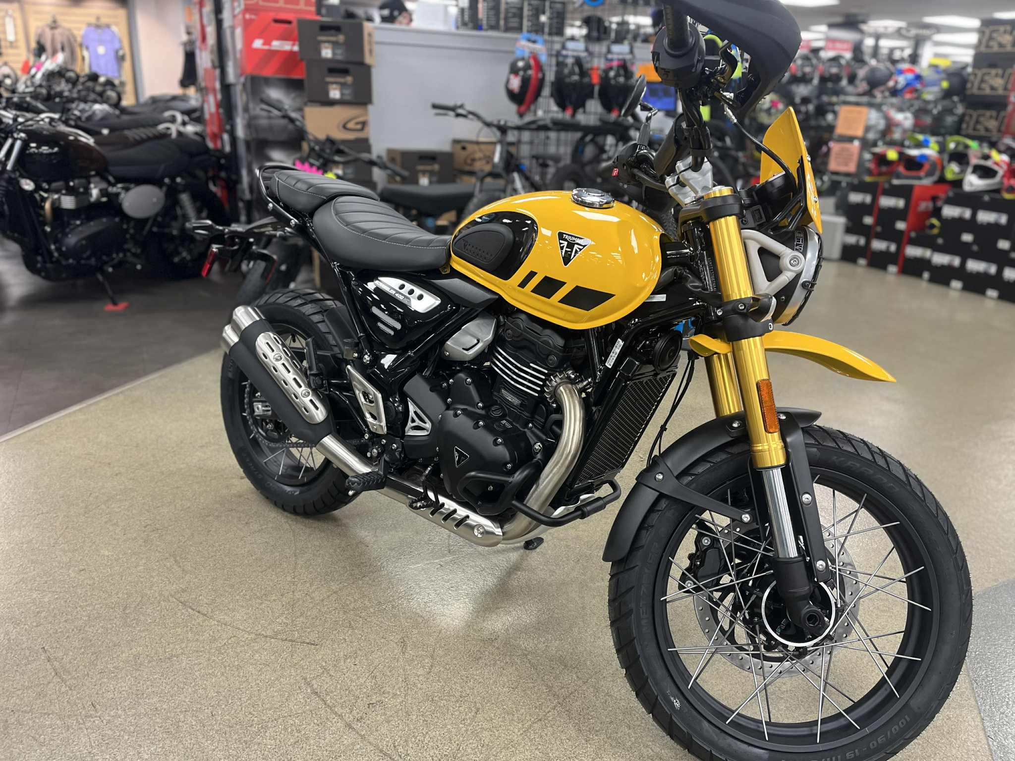2026 Triumph Scrambler 400 XC