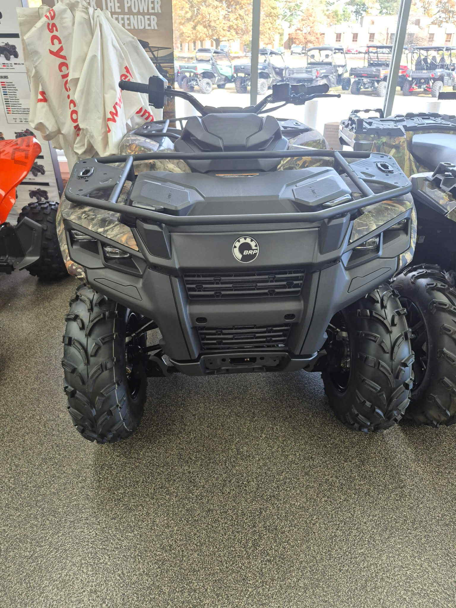 2026 Can-Am OUTLANDER DPS 700 - Photo 2