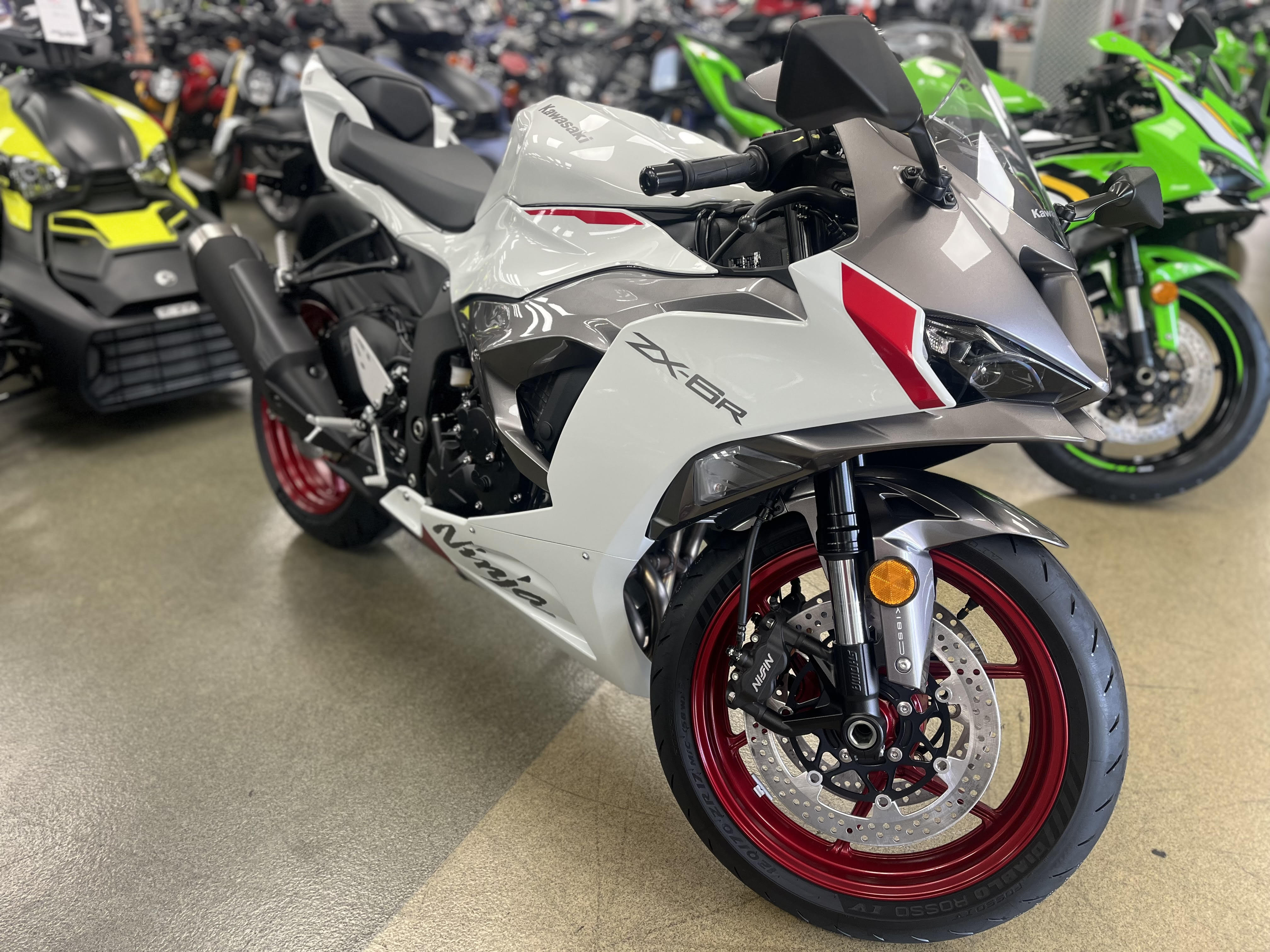 2025 Kawasaki Ninja® ZX™-6R
