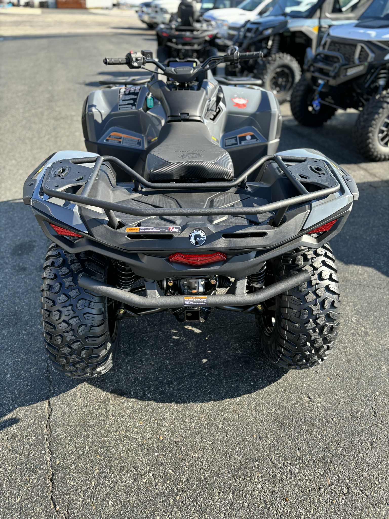 2026 Can-Am OUTLANDER E-POWER - Photo 6