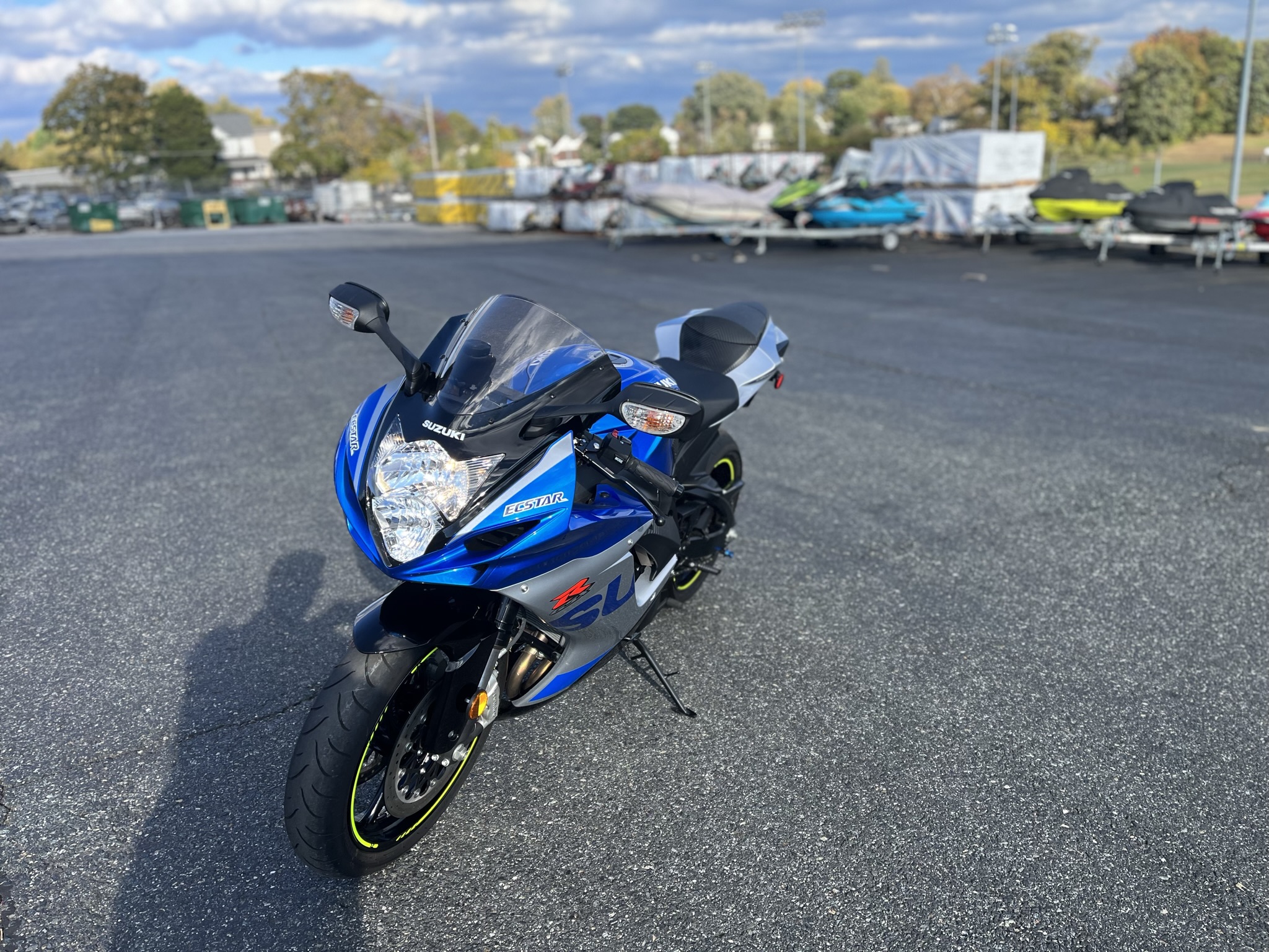 2023 Suzuki GSX-R600 - Photo 3