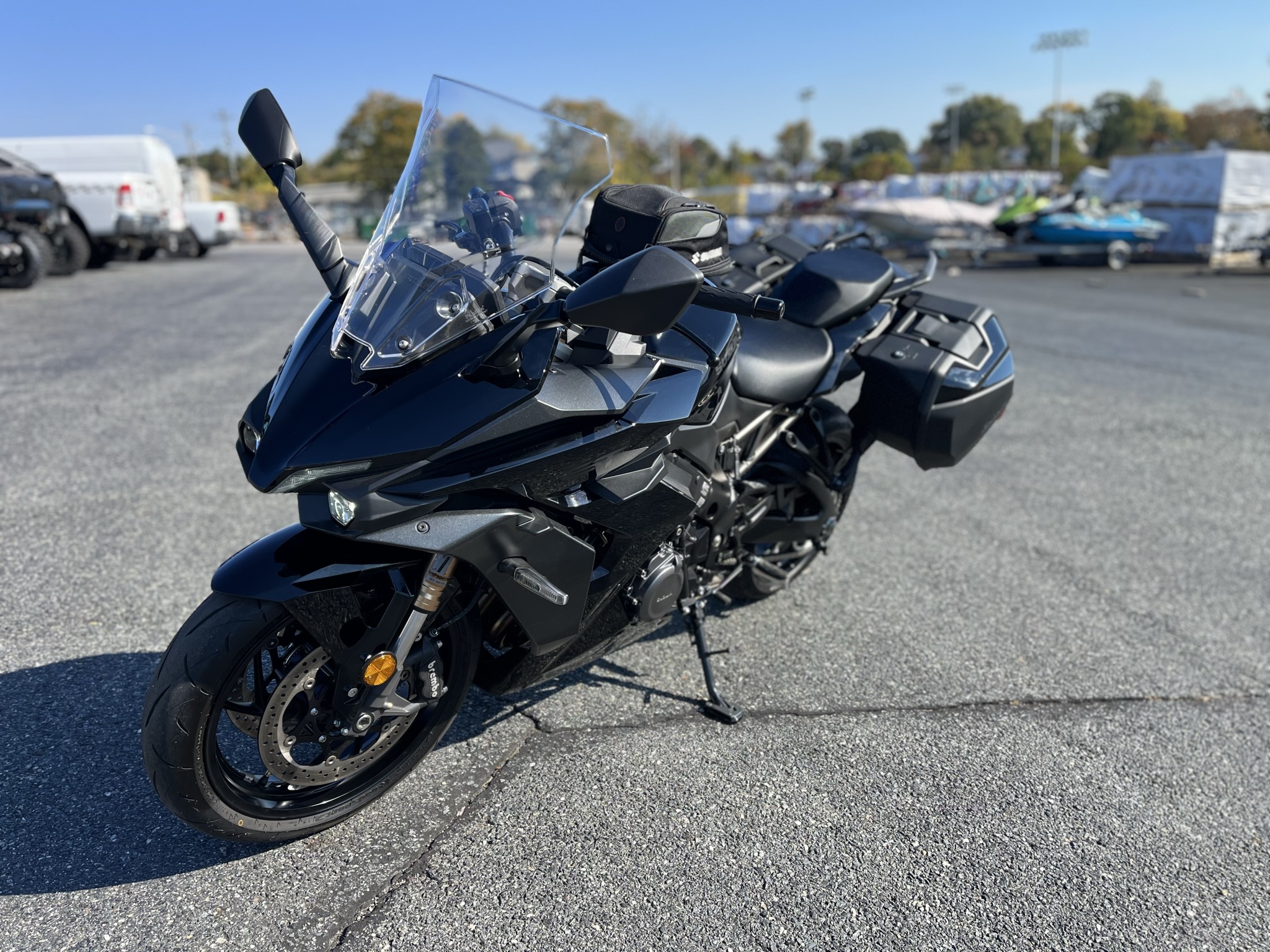2022 Suzuki GSX-S1000GT - Photo 3
