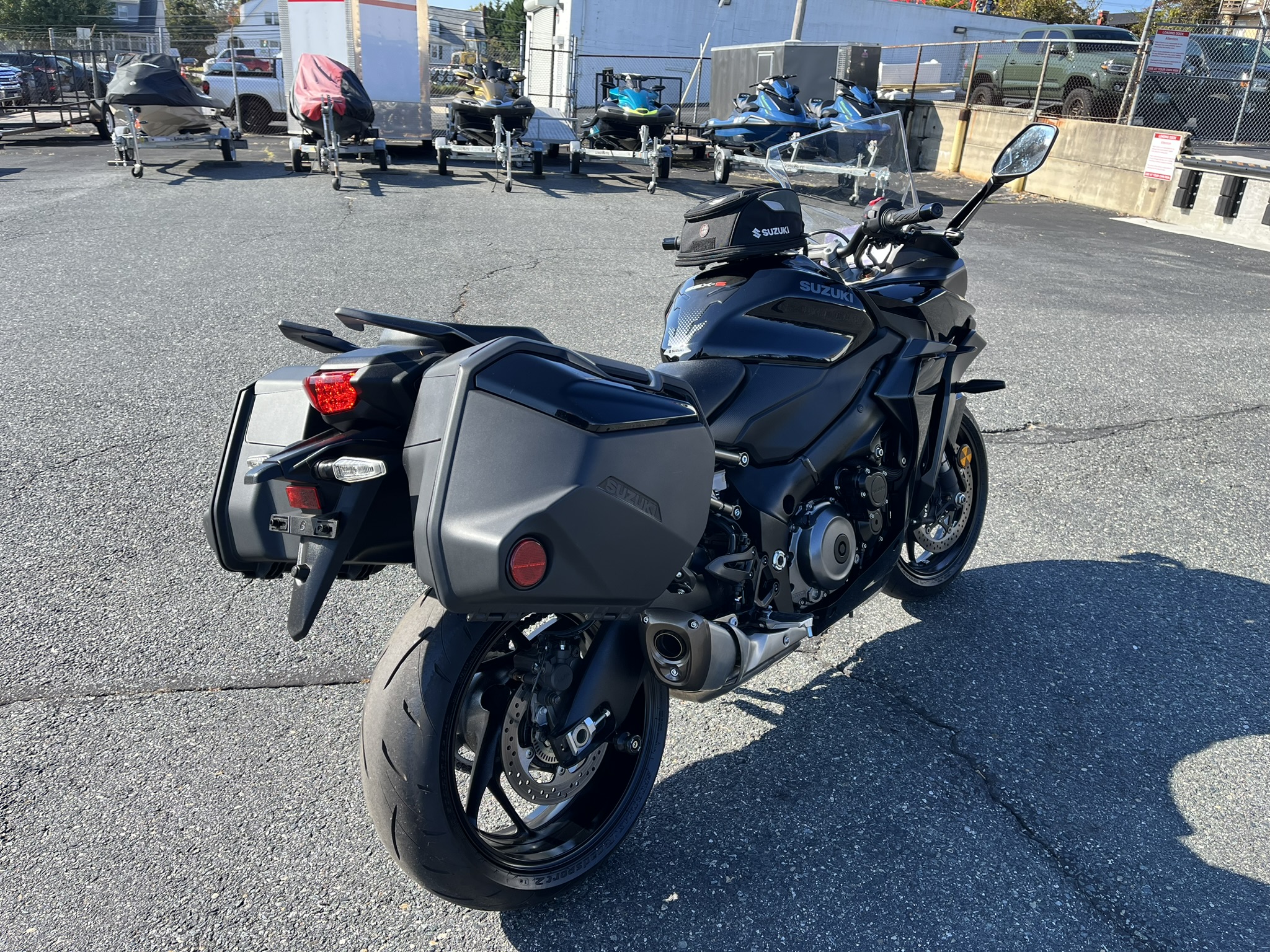 2022 Suzuki GSX-S1000GT - Photo 7