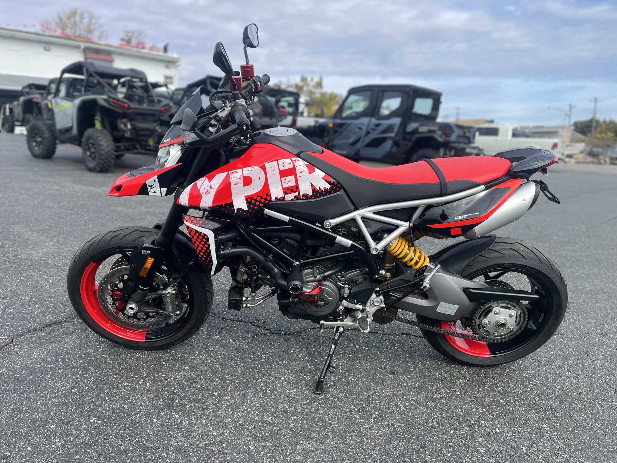 2023 Ducati Hypermotard 950 RVE - Photo 2
