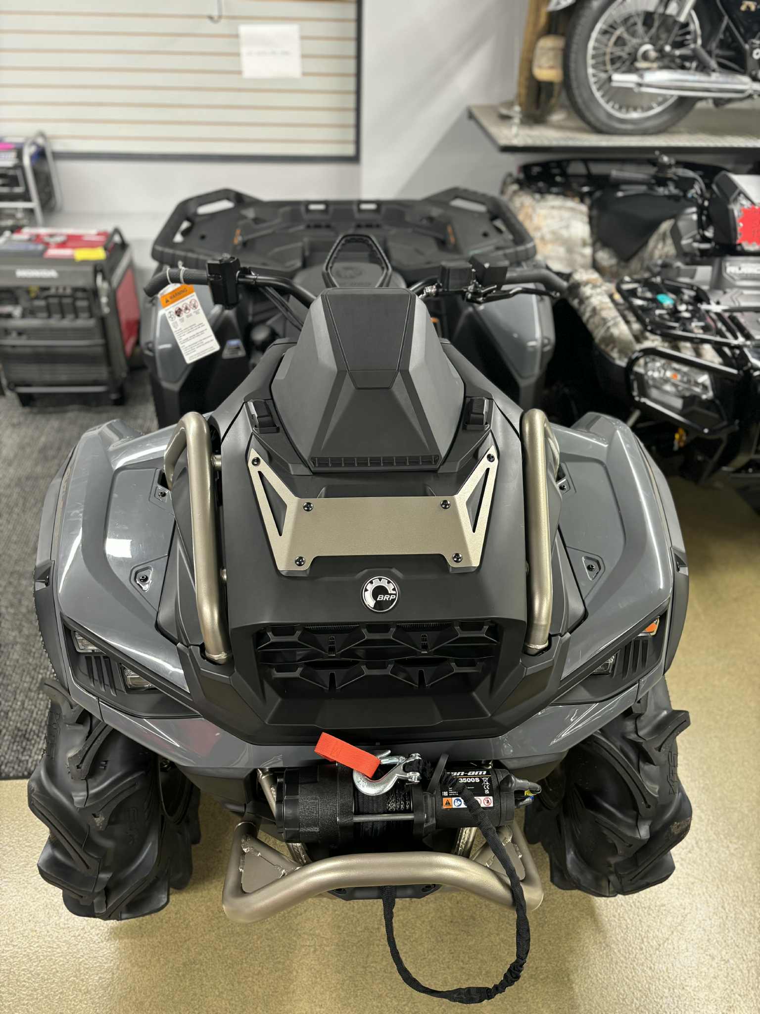 2026 Can-Am OUTLANDER XMR 1000R - Photo 11