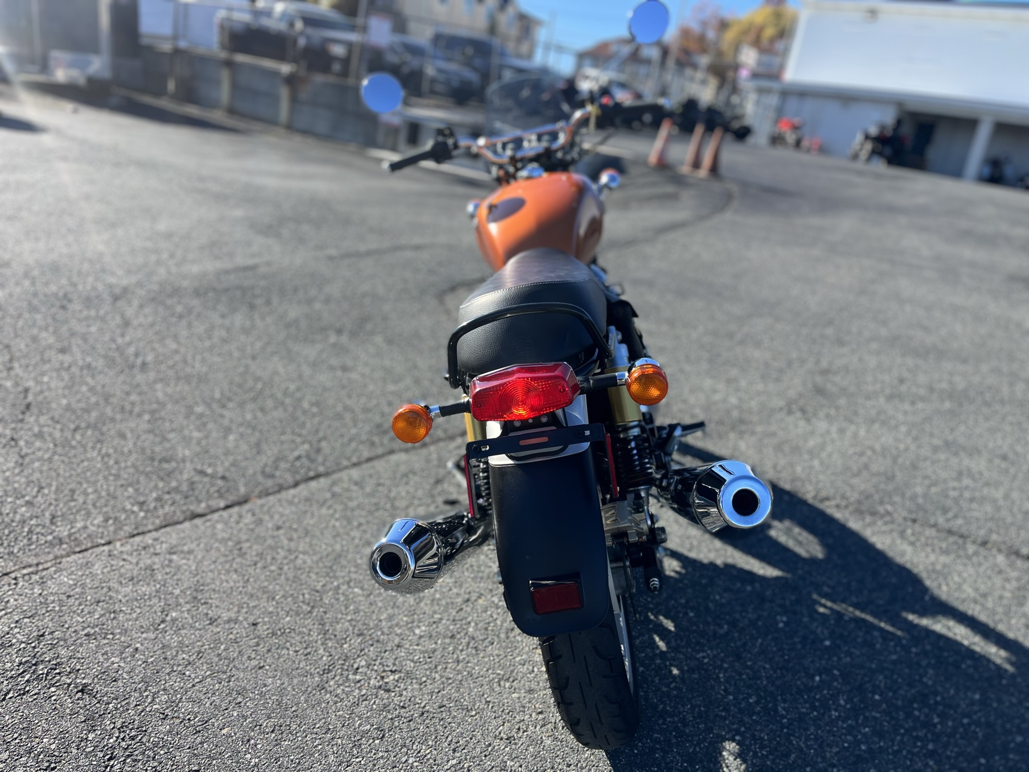 2022 Royal Enfield INT 650 - Photo 8