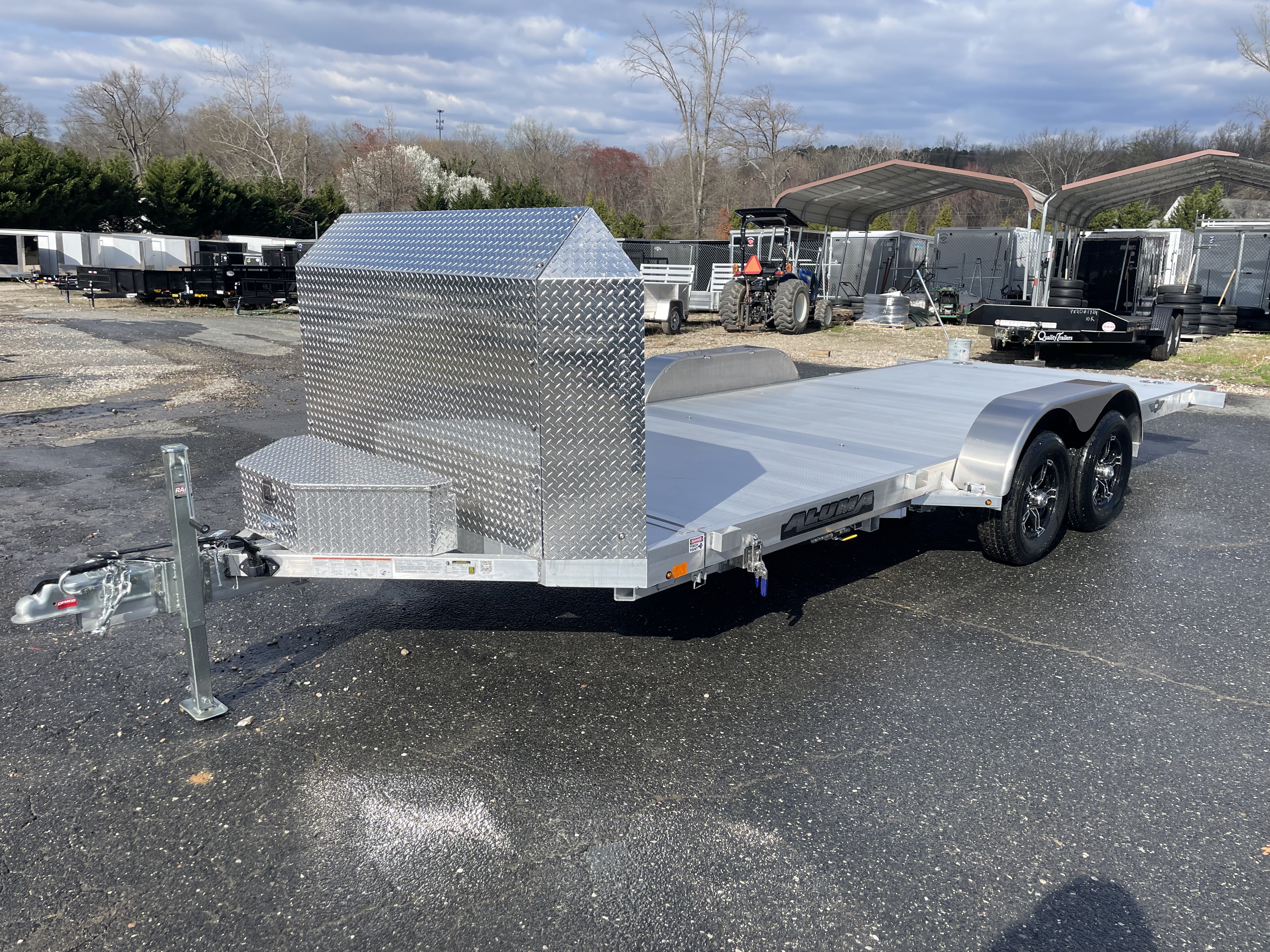 2027 Aluma 8218H photo 2